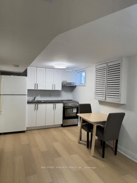 244 King Edward Avenue, Toronto E03 — photo 4 of 5