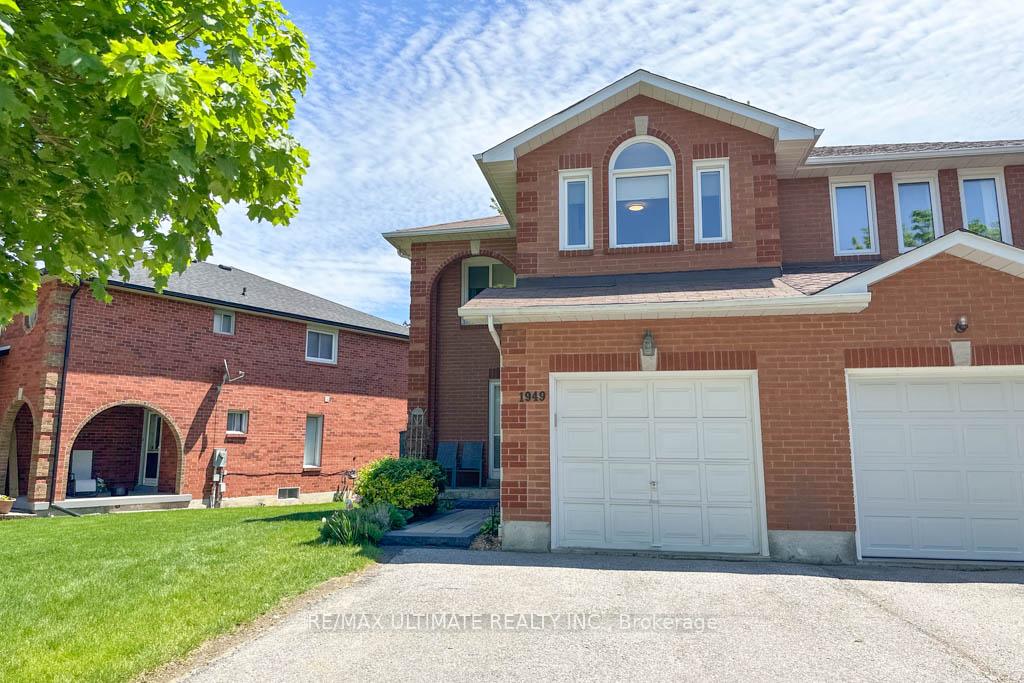 1949 Pine Grove Avenue, Pickering — photo 2 of 5