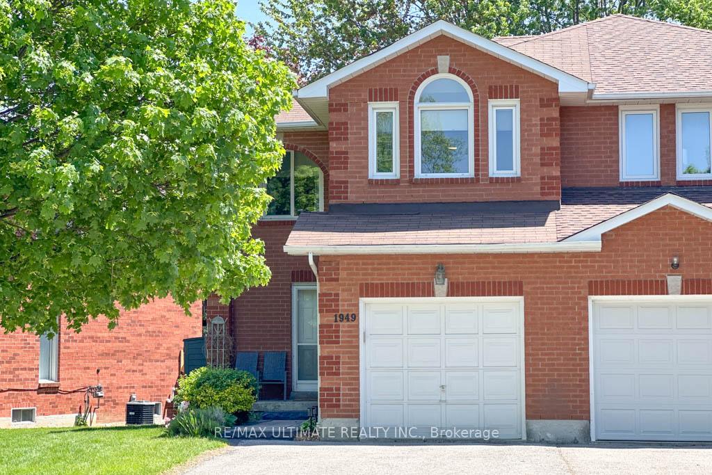 1949 Pine Grove Avenue, Pickering — photo 3 of 5