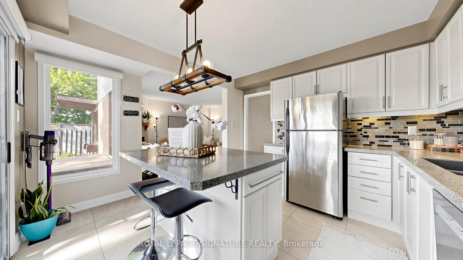 1493 Major Oaks Road, Pickering — photo 5 of 5