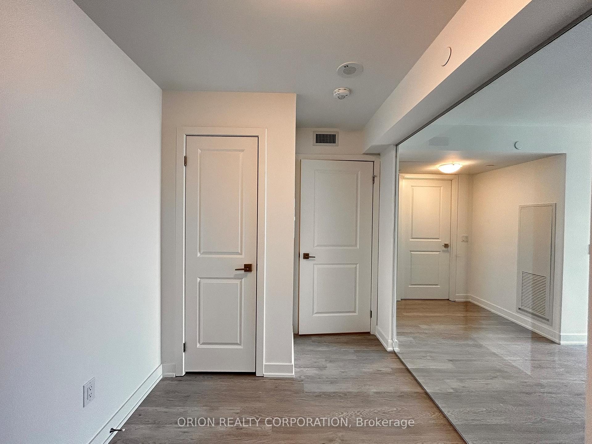 1010 Sandy Beach Road 706, Pickering — photo 2 of 5
