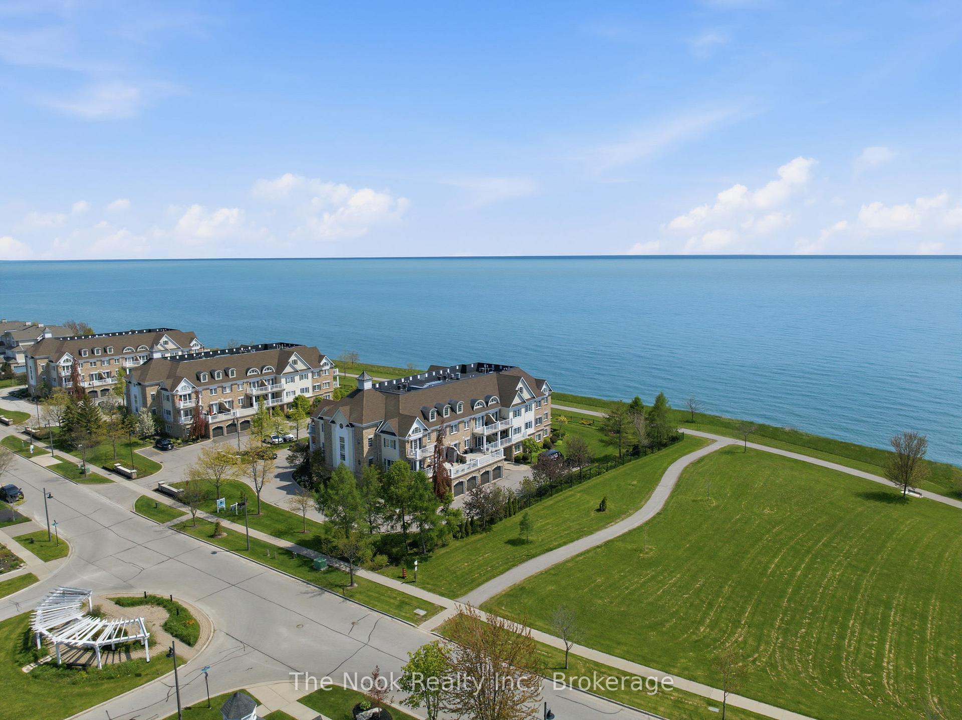 395 Lakebreeze Drive 201, Clarington, ON L1B 0A5 — Clarington, Ontario