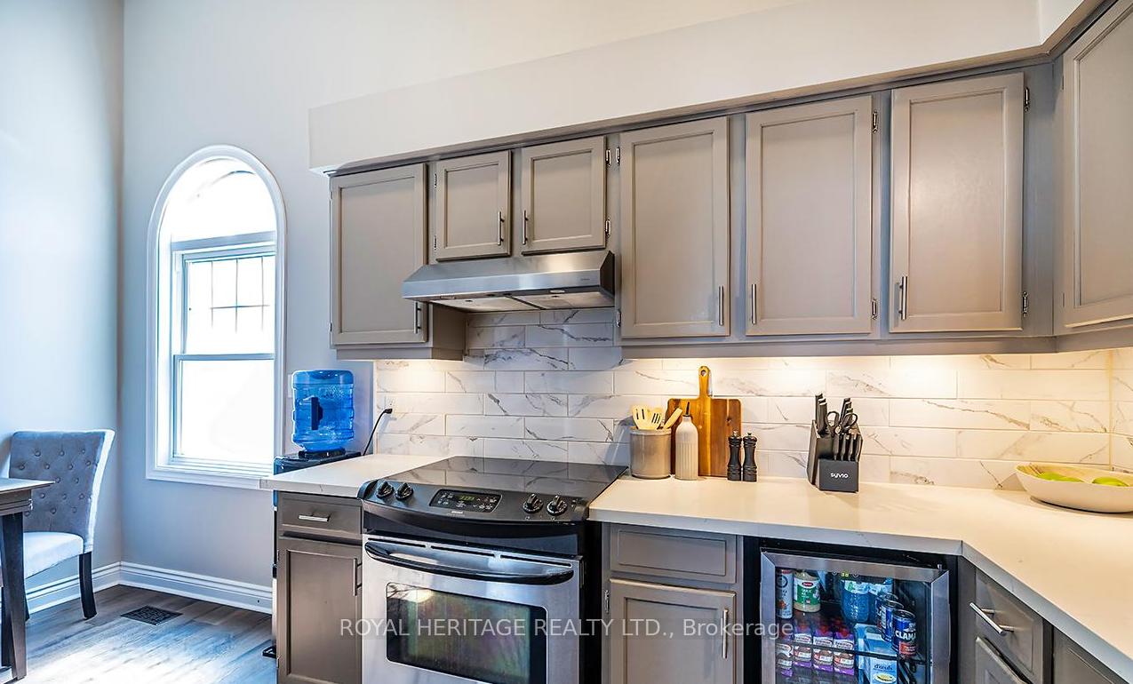 1667 Nash Road F3, Clarington — photo 3 of 5