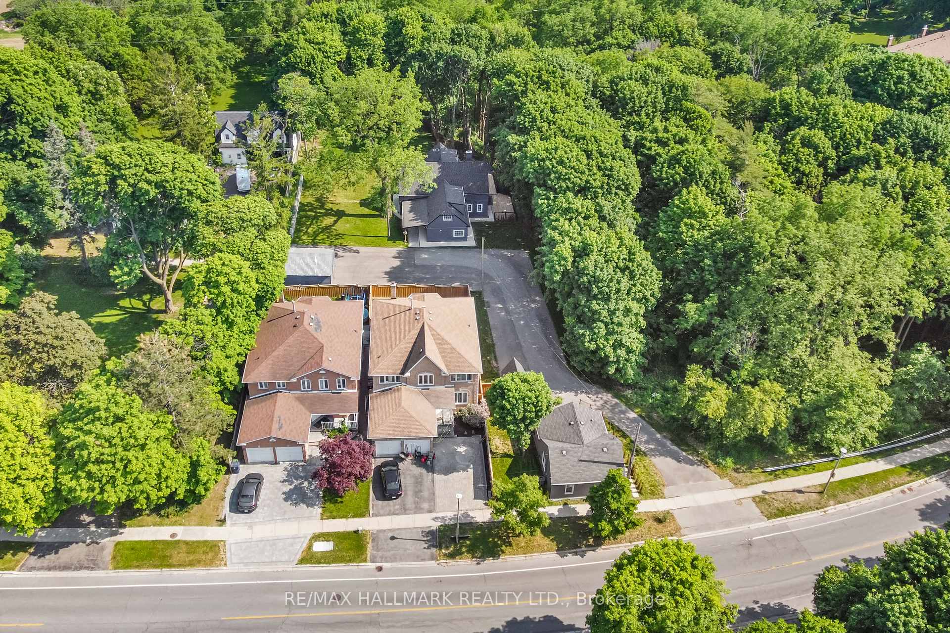 553 Military Trail, Toronto E09 — photo 2 of 5