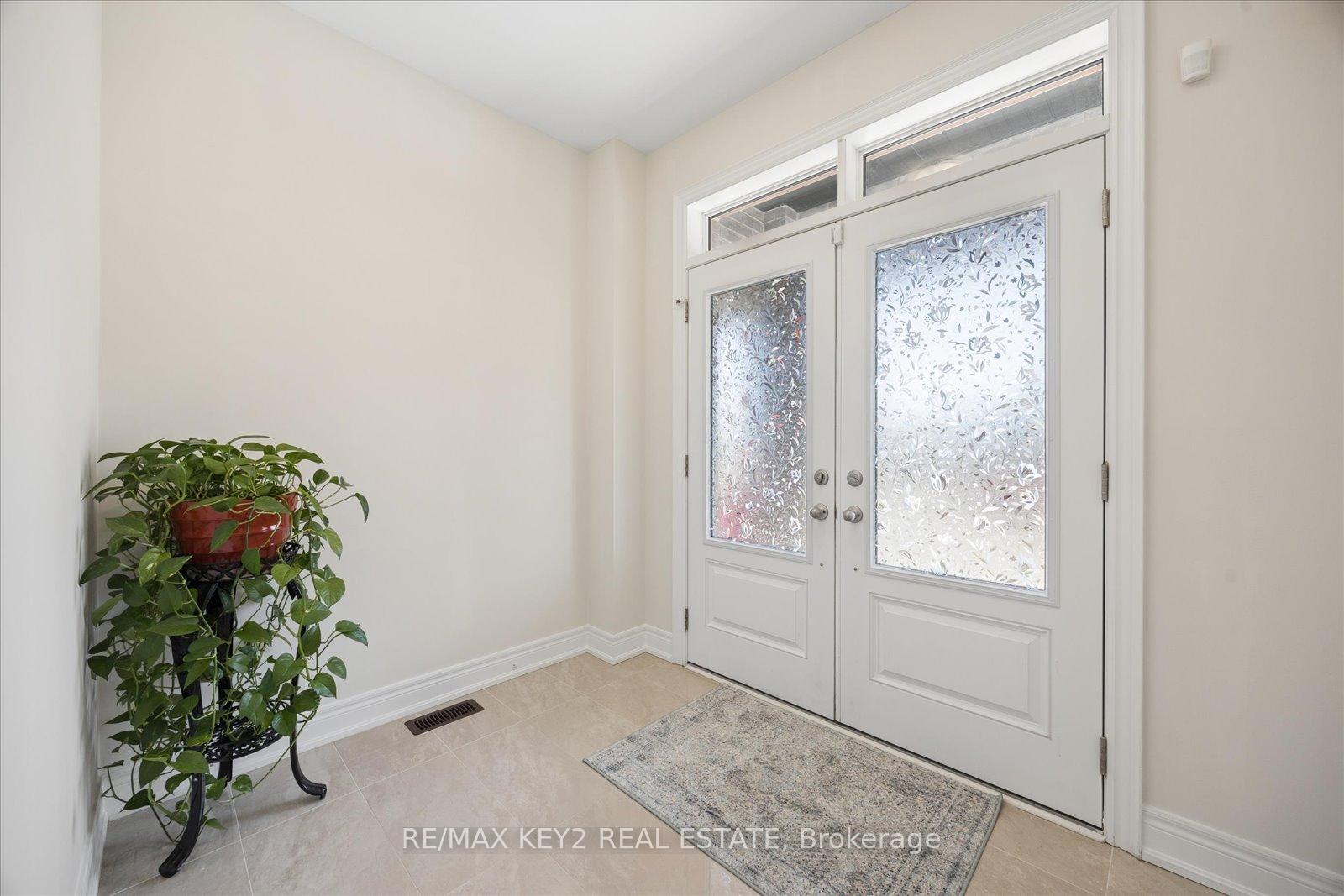 2484 Florentine Place, Pickering — photo 3 of 5