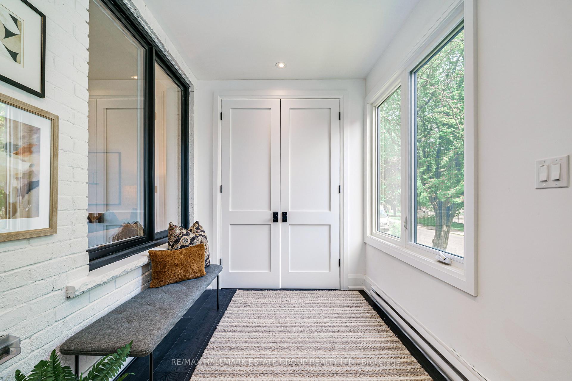 54 Sproat Avenue, Toronto E01 — photo 2 of 5