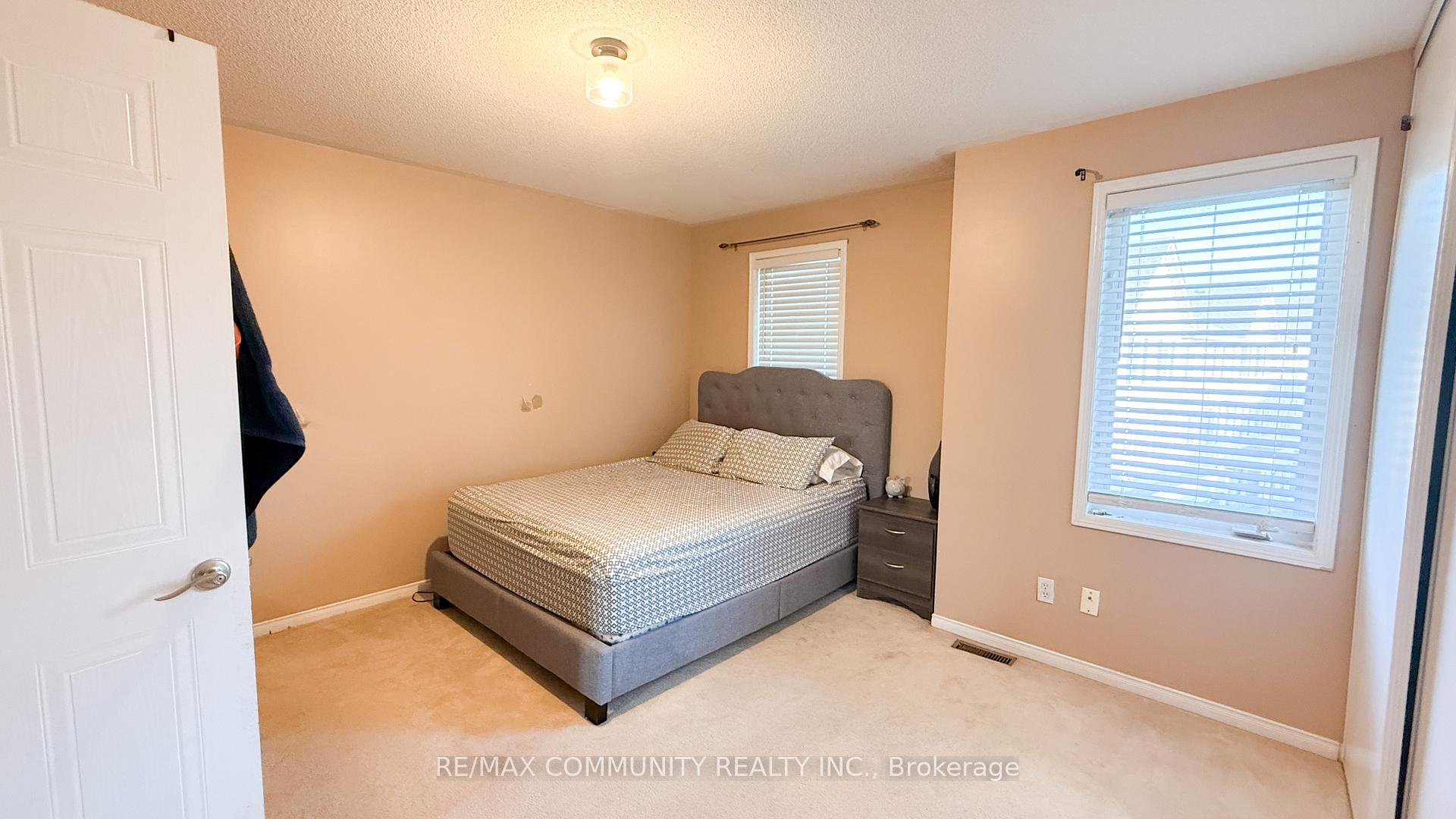 66 Mcgonigal Lane, Ajax — photo 3 of 5