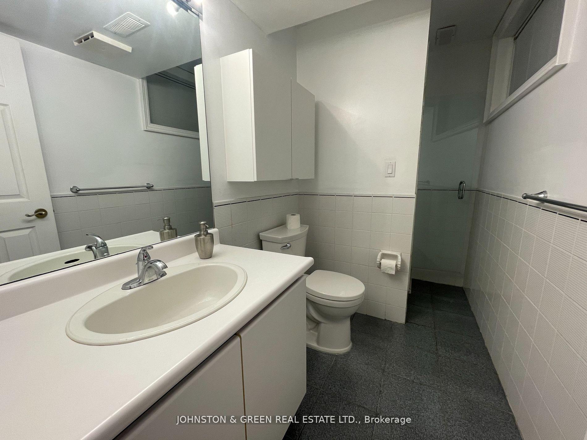 29 Marilyn Crescent BSMT, Toronto E03 — photo 5 of 5