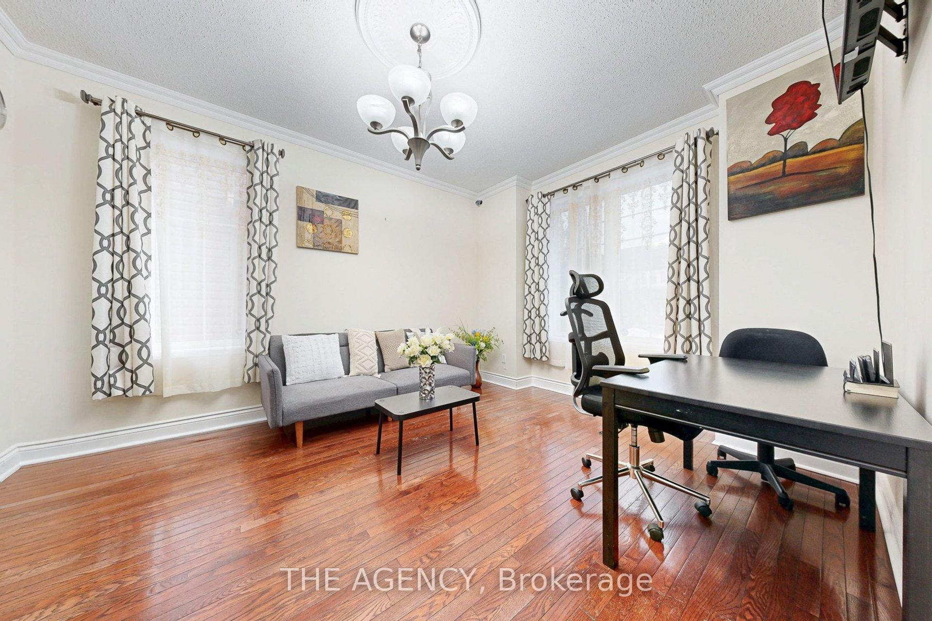 31 Seward Crescent, Ajax — photo 5 of 5
