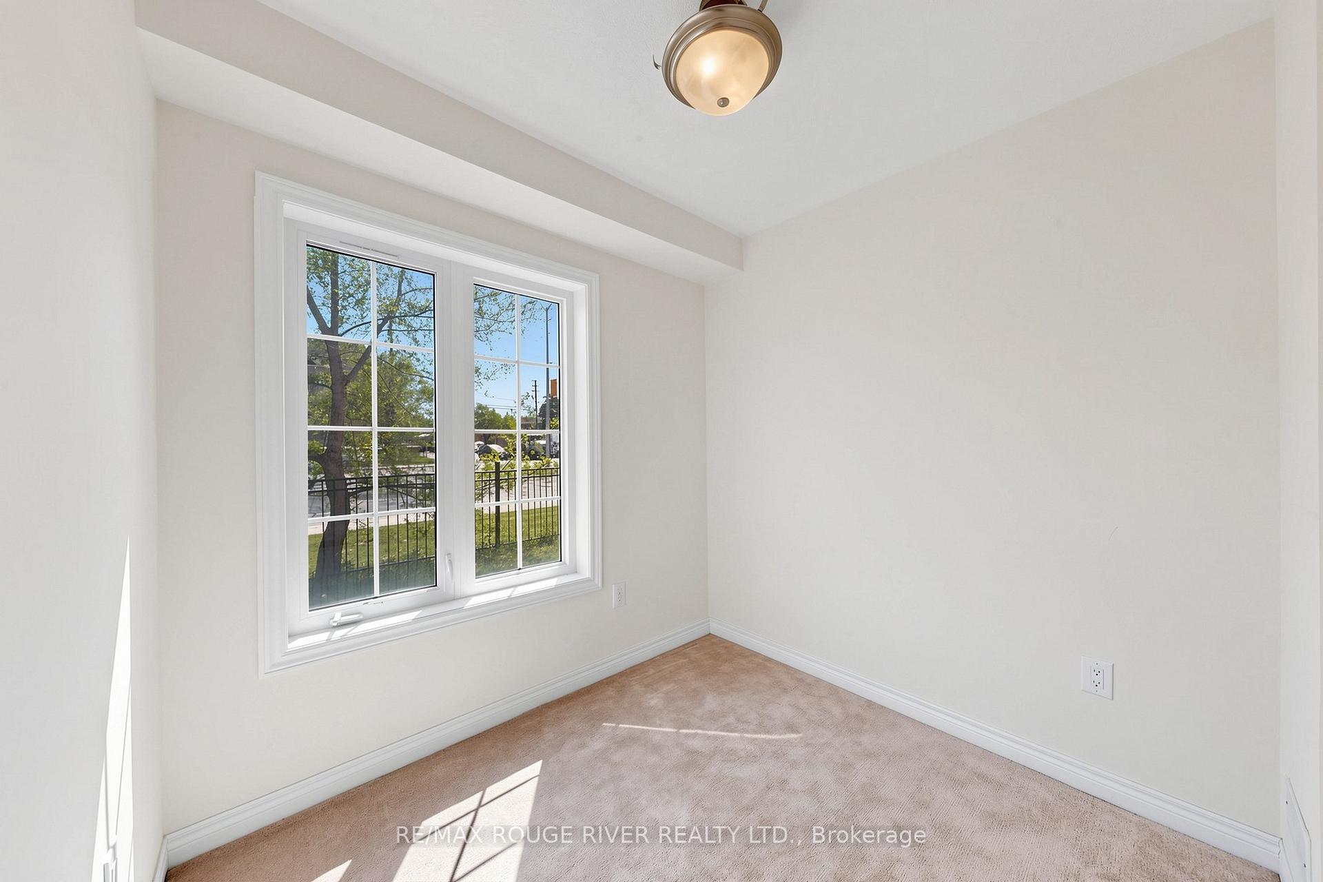 3644C St Clair Avenue E, Toronto E08 — photo 5 of 5