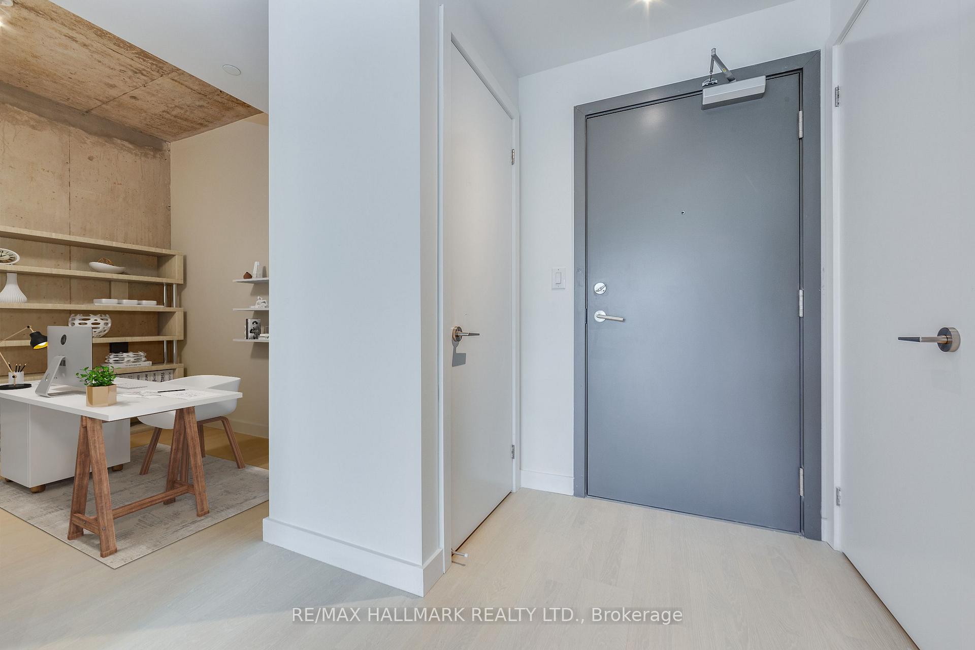 246 Logan Avenue 419, Toronto E01 — photo 2 of 5