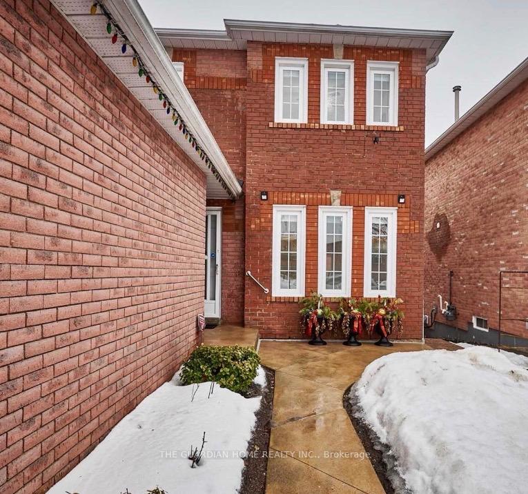 24 Harkins Drive, Ajax — photo 2 of 5