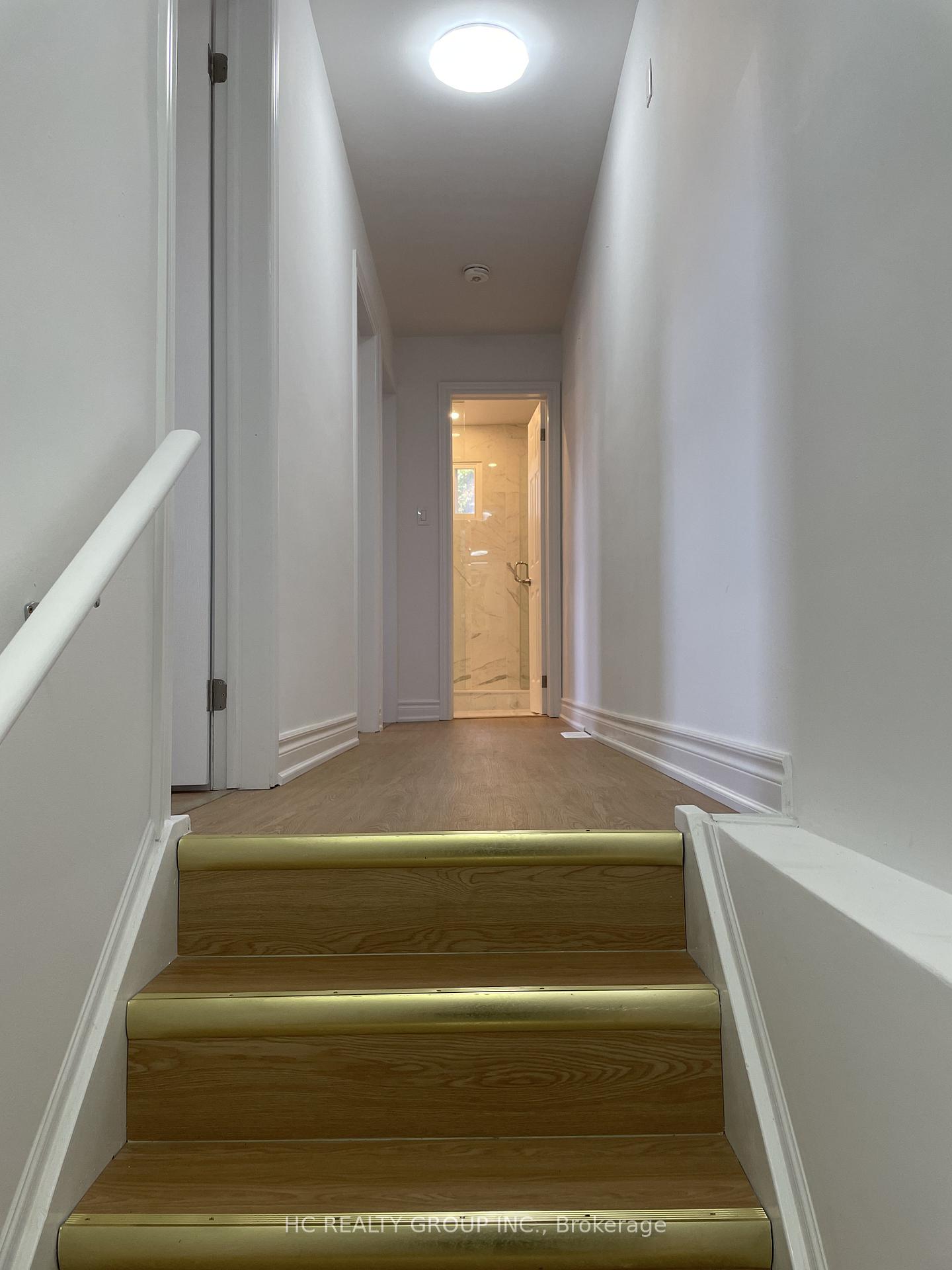 48 Torrens Avenue Upper, Toronto E03 — photo 4 of 5