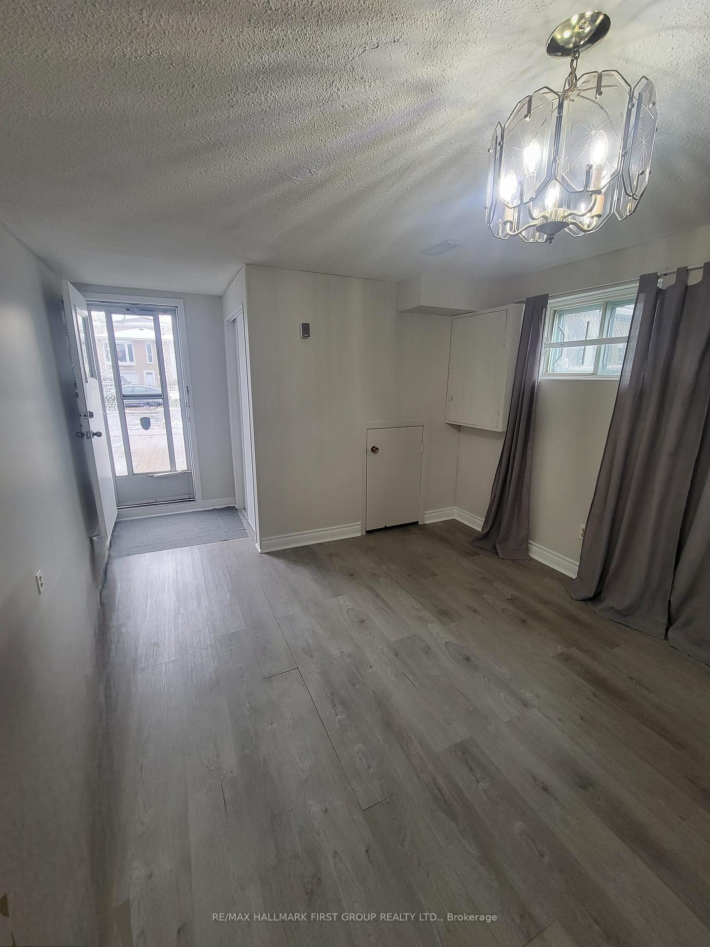 1903 Rosefield Road Unit A, Pickering, ON L1V 3K2 — Pickering, Ontario