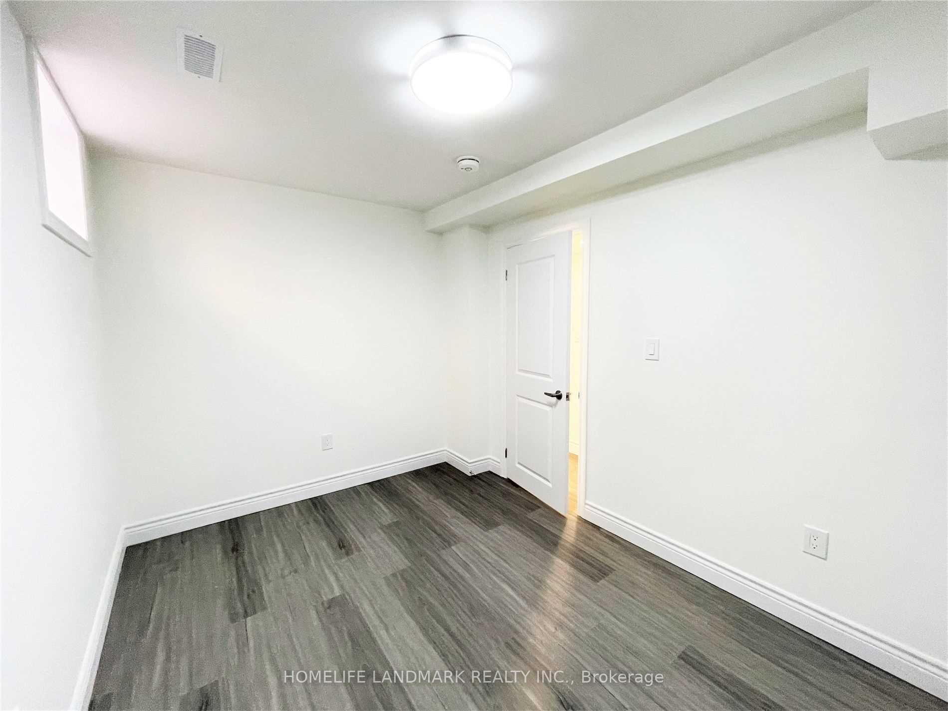 609 Mortimer Avenue Lower, Toronto E03, ON M4C 2J6 — Toronto E03, Ontario