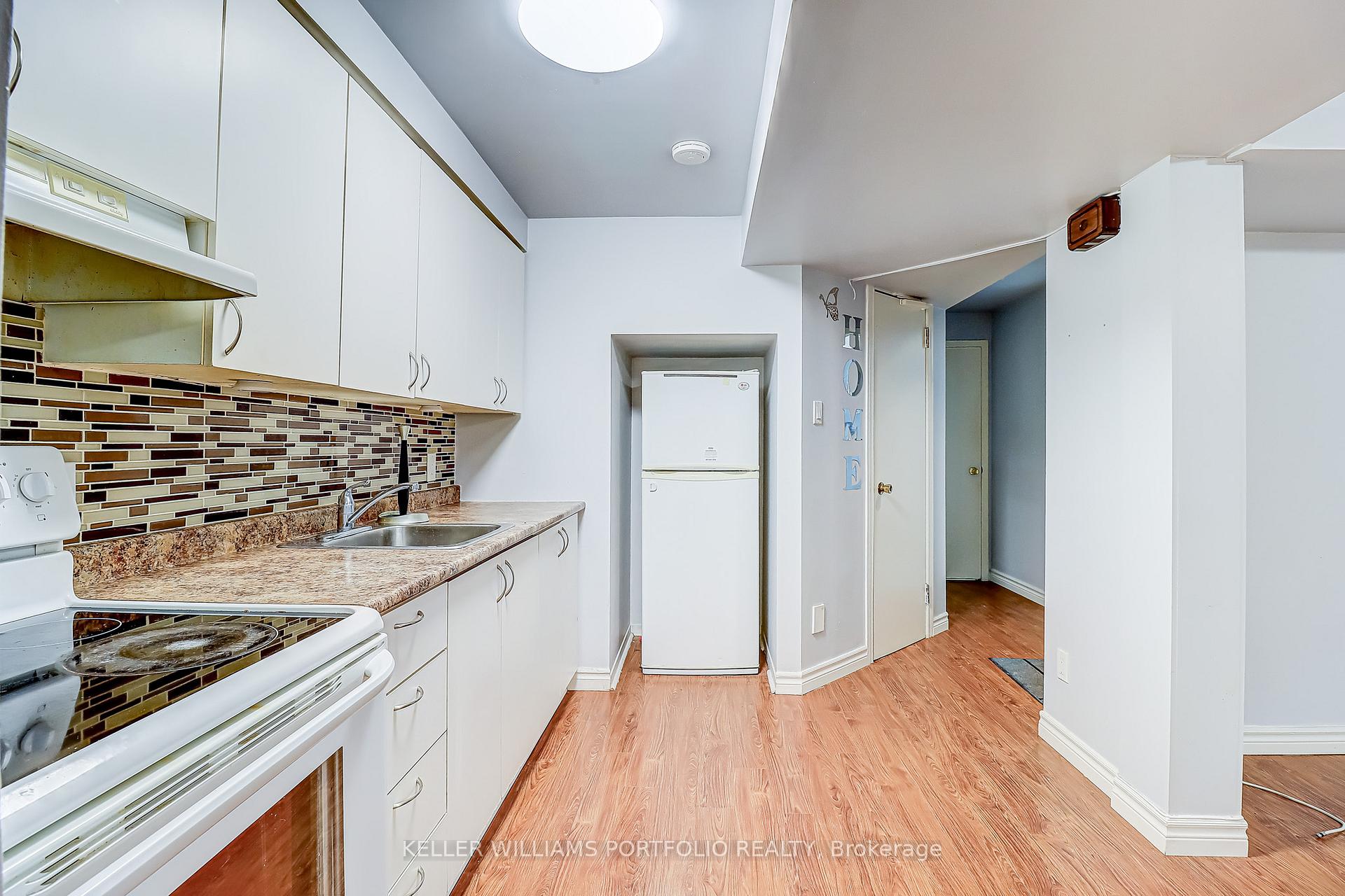 97 Dobson Drive Lower Unit, Ajax — photo 5 of 5