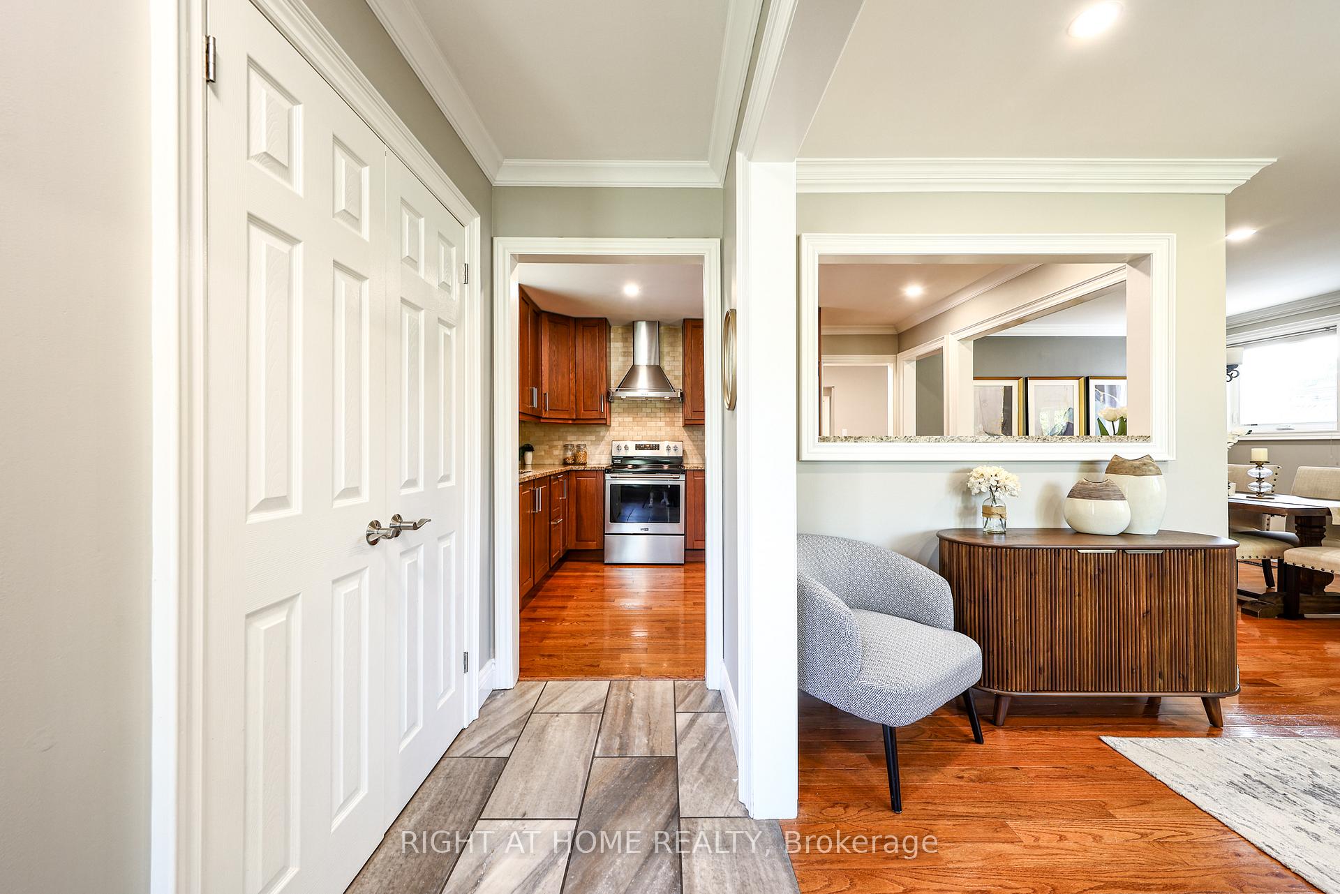 62 Albery Crescent, Ajax — photo 2 of 5