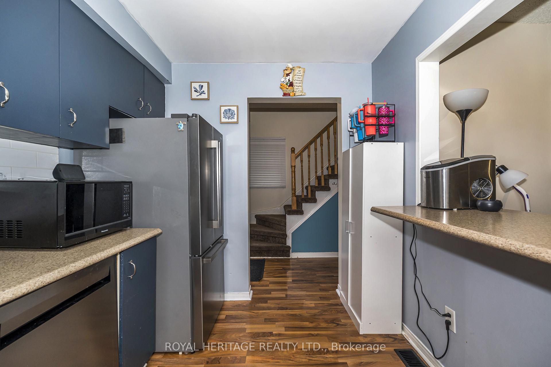 35 Hughes Crescent, Ajax — photo 5 of 5