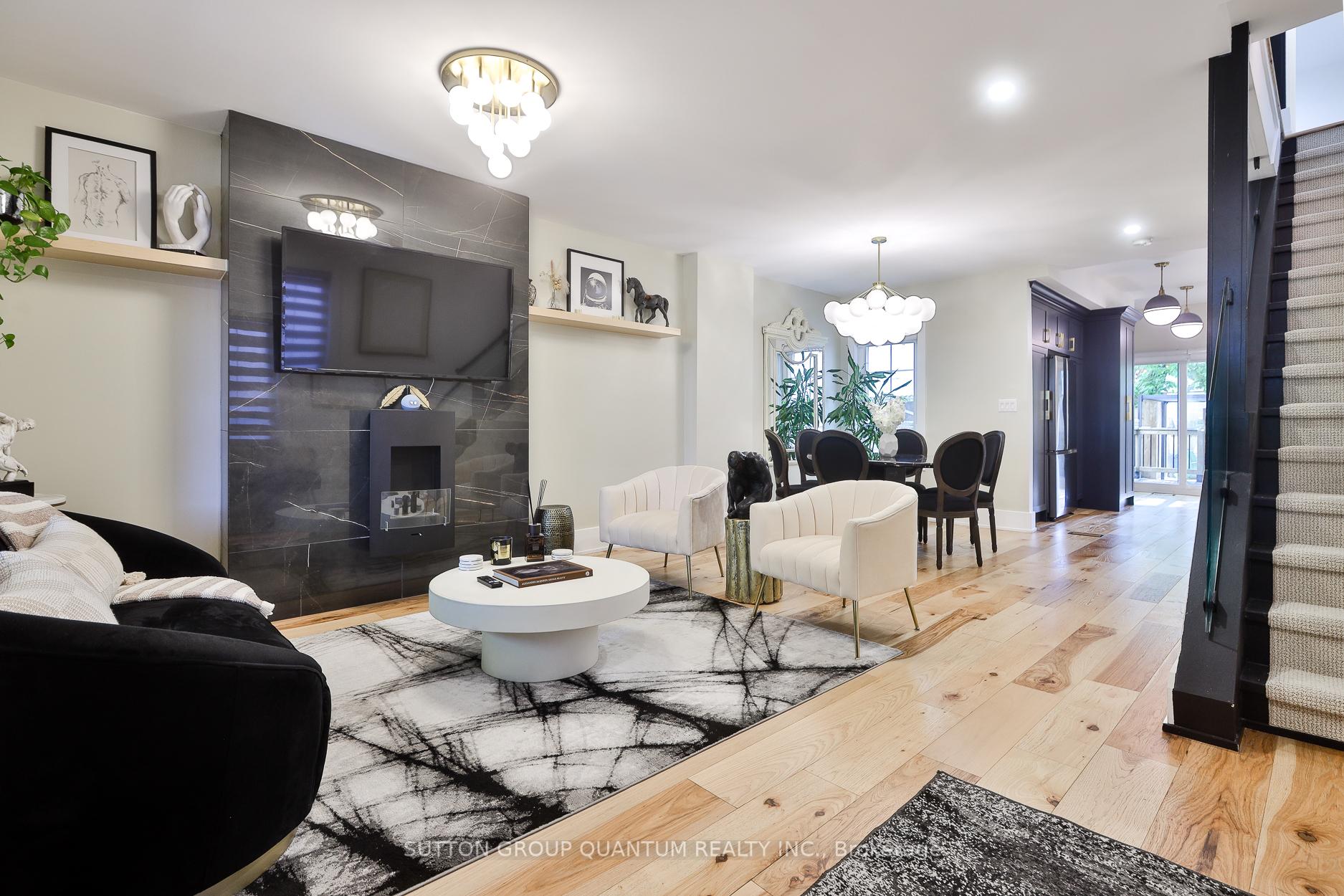 268 Ashdale Avenue, Toronto E01, ON M4L 2Y9 — Toronto E01, Ontario