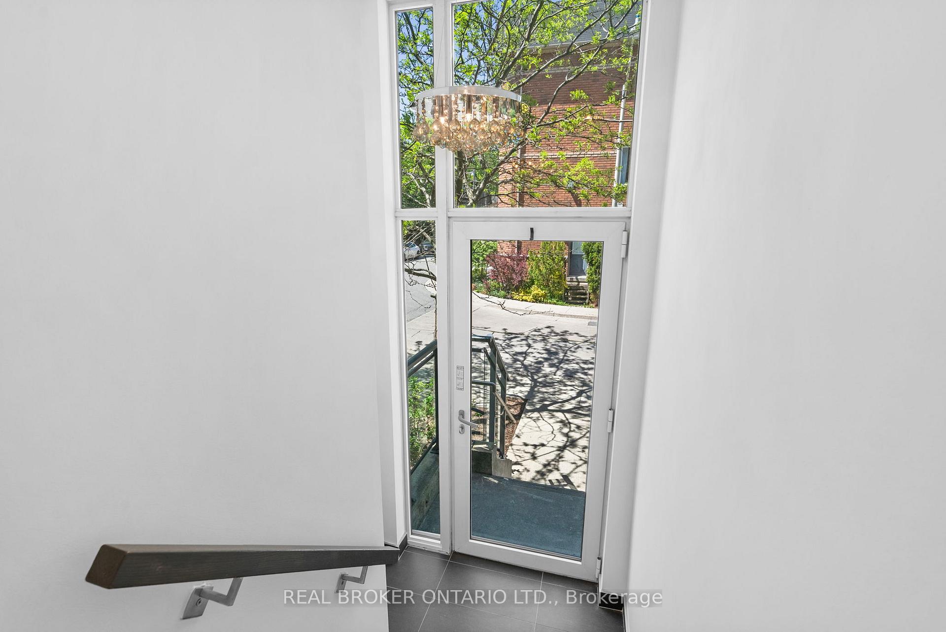 16 Filmic Lane Th3, Toronto E01 — photo 5 of 5