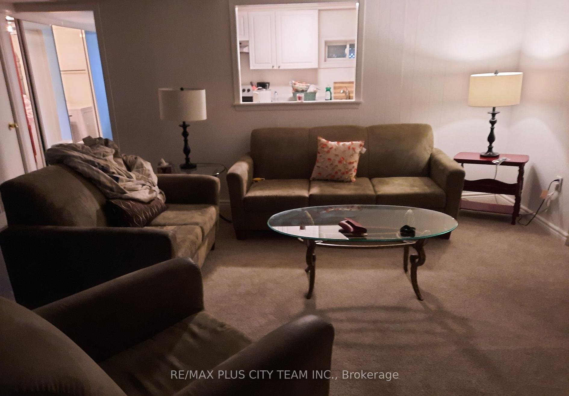 159 Brooklawn Avenue Bsmt, Toronto E08 — photo 2 of 5