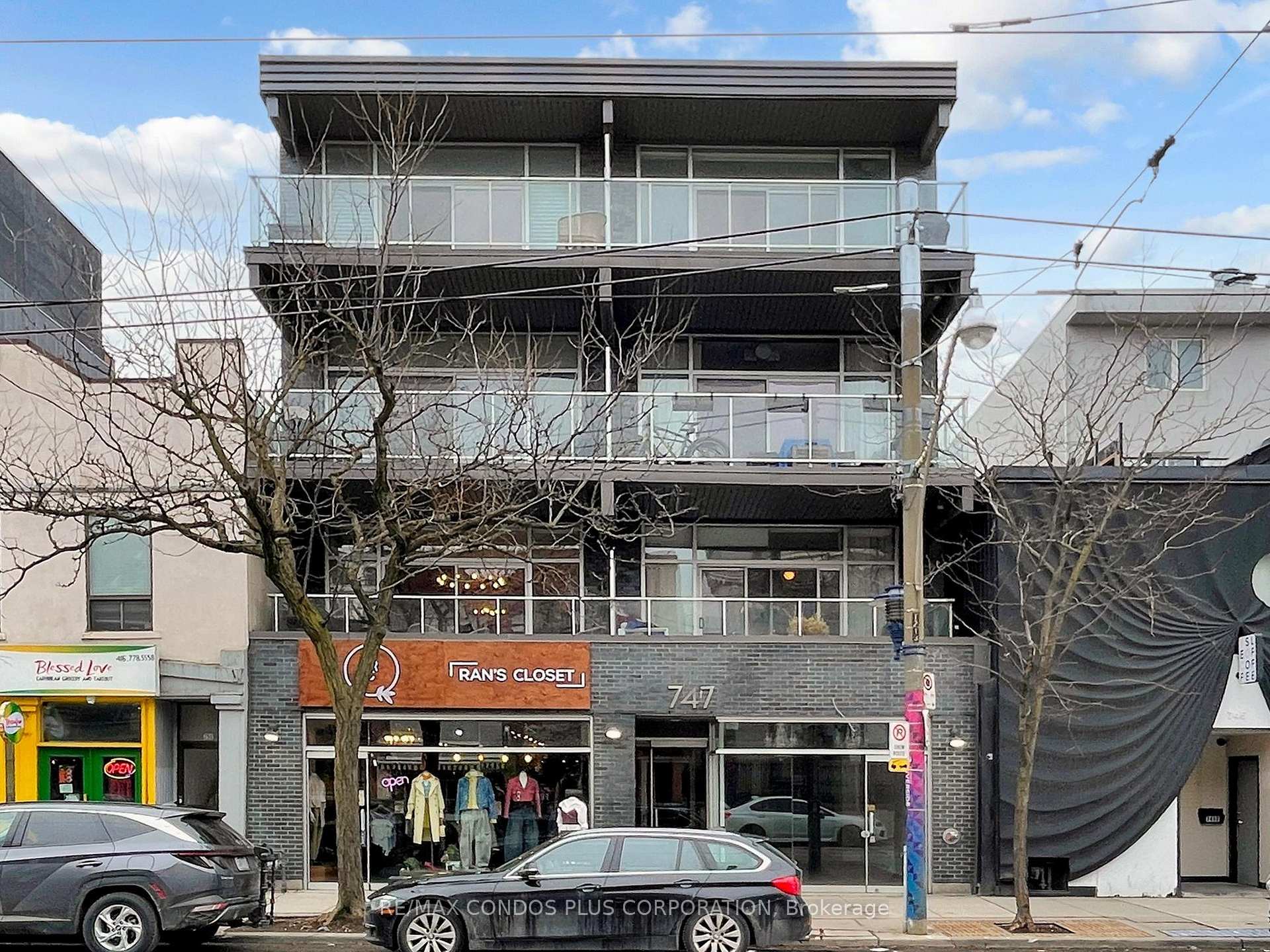 747 Queen Street E 201, Toronto E01 — photo 2 of 5