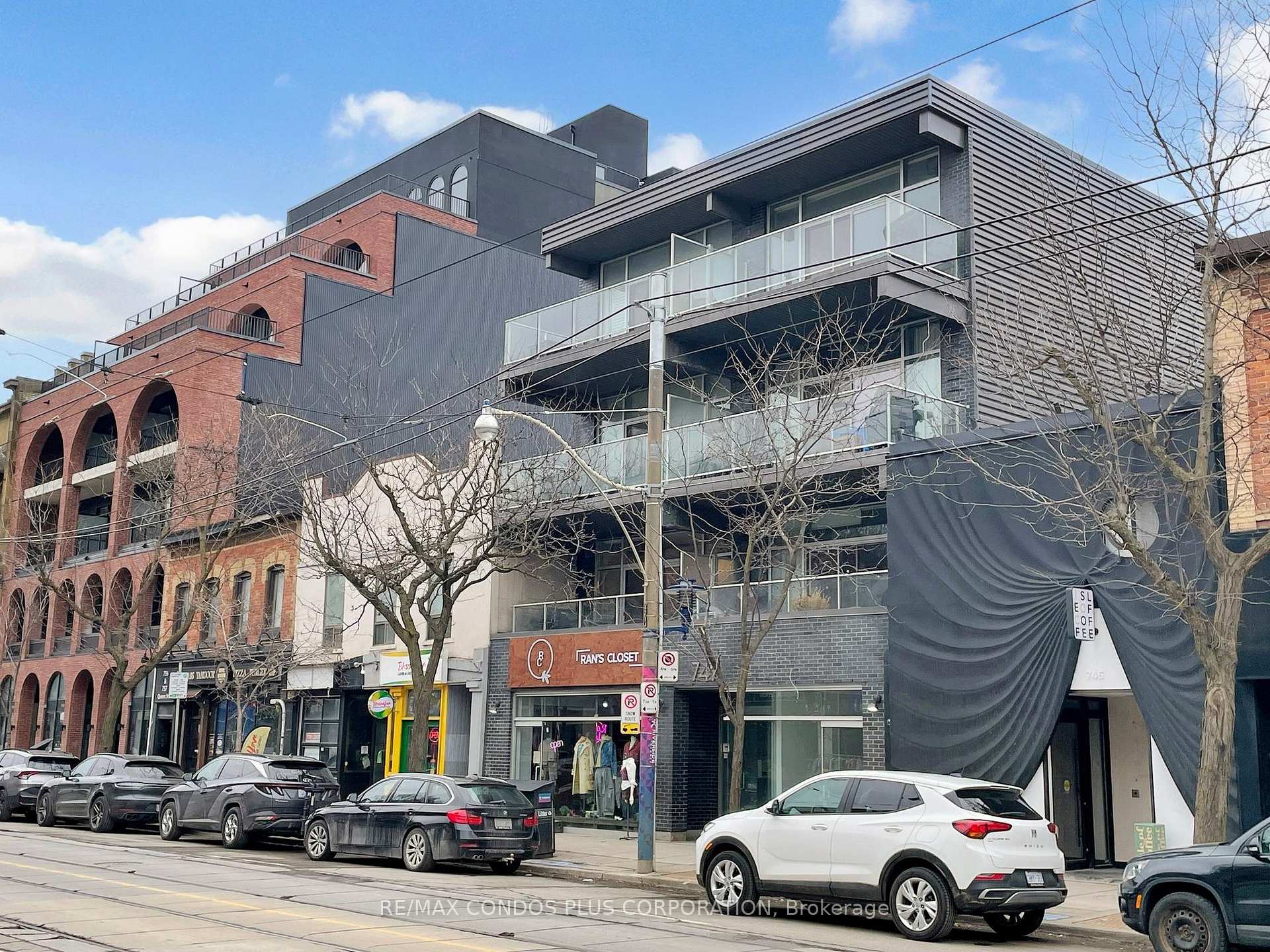 747 Queen Street E 201, Toronto E01 — photo 4 of 5