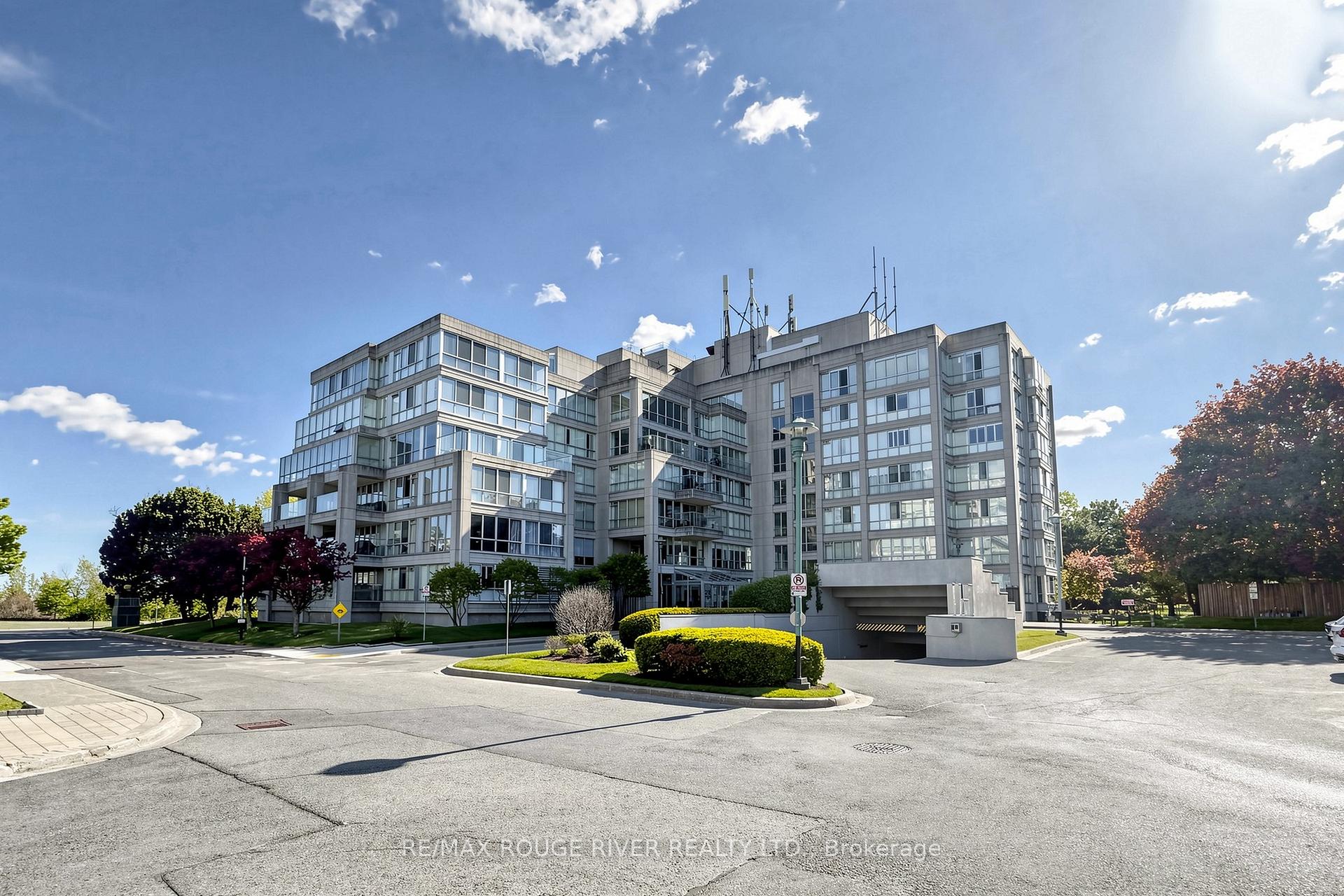 70 Cumberland Lane 402, Ajax, ON L1S 7K2 — Ajax, Ontario