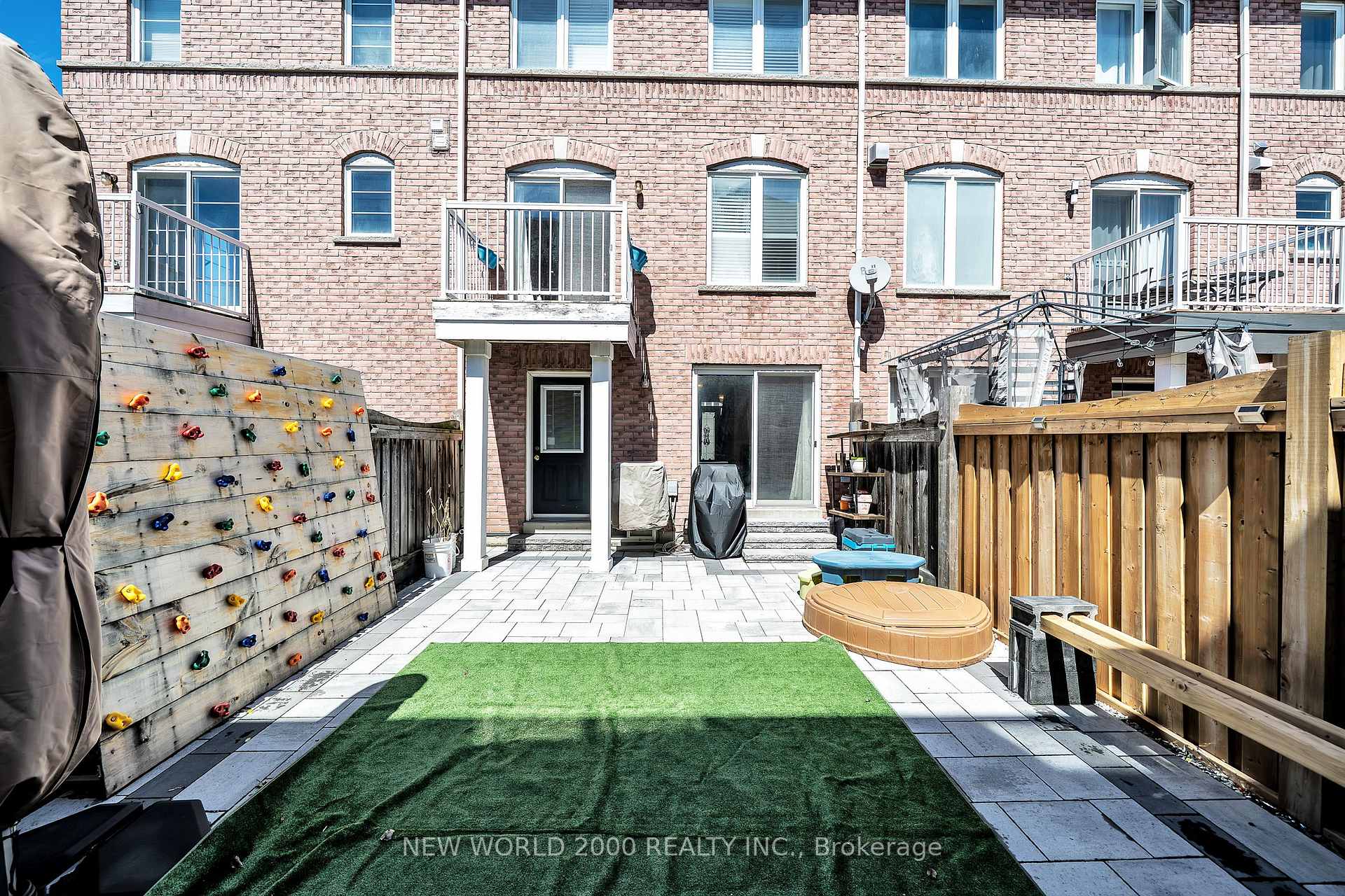 27 Stonewood Street, Ajax — photo 5 of 5