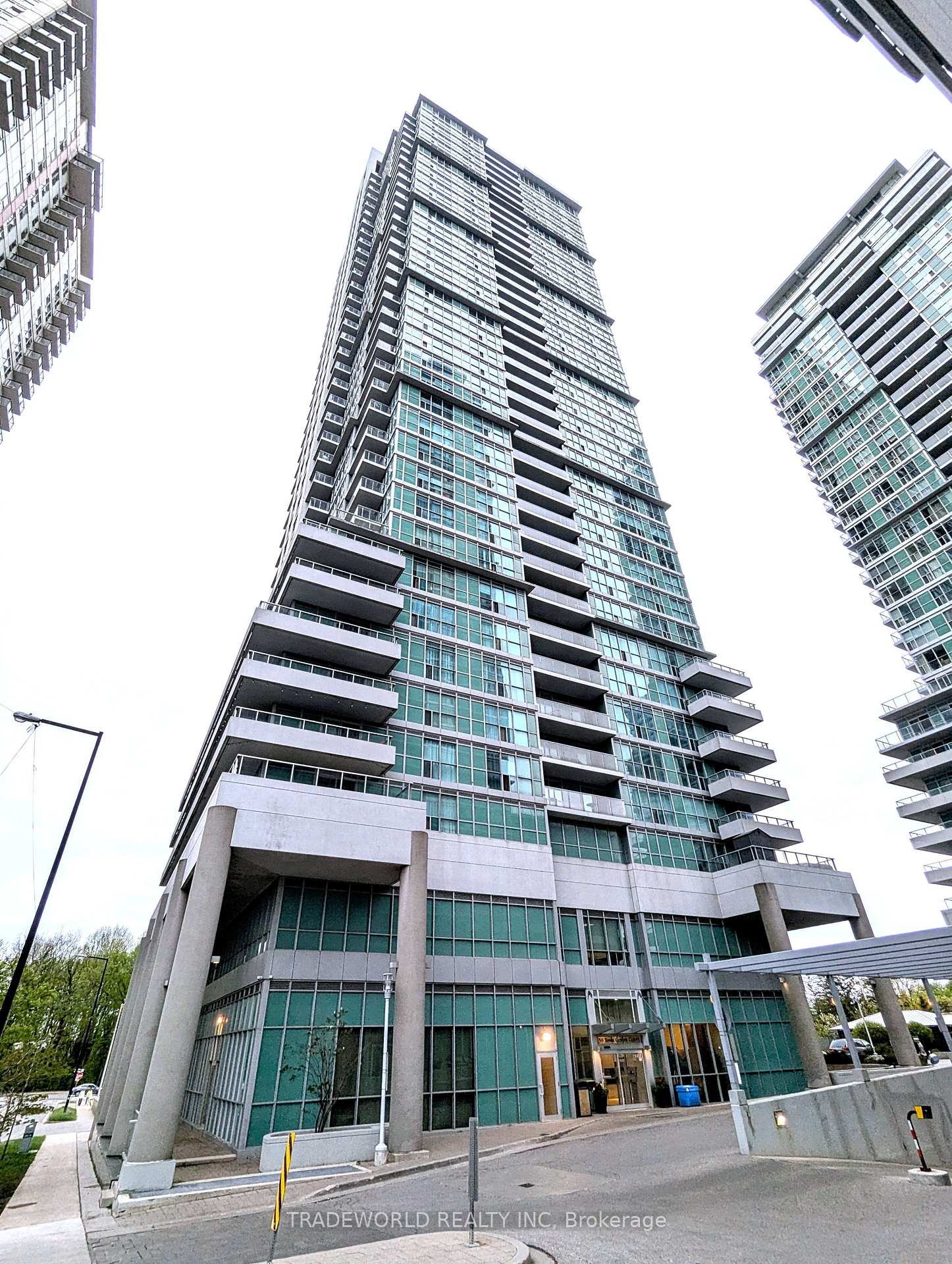 50 Town Centre Court 3304, Toronto E09, ON M1P 0A9 — Toronto E09, Ontario