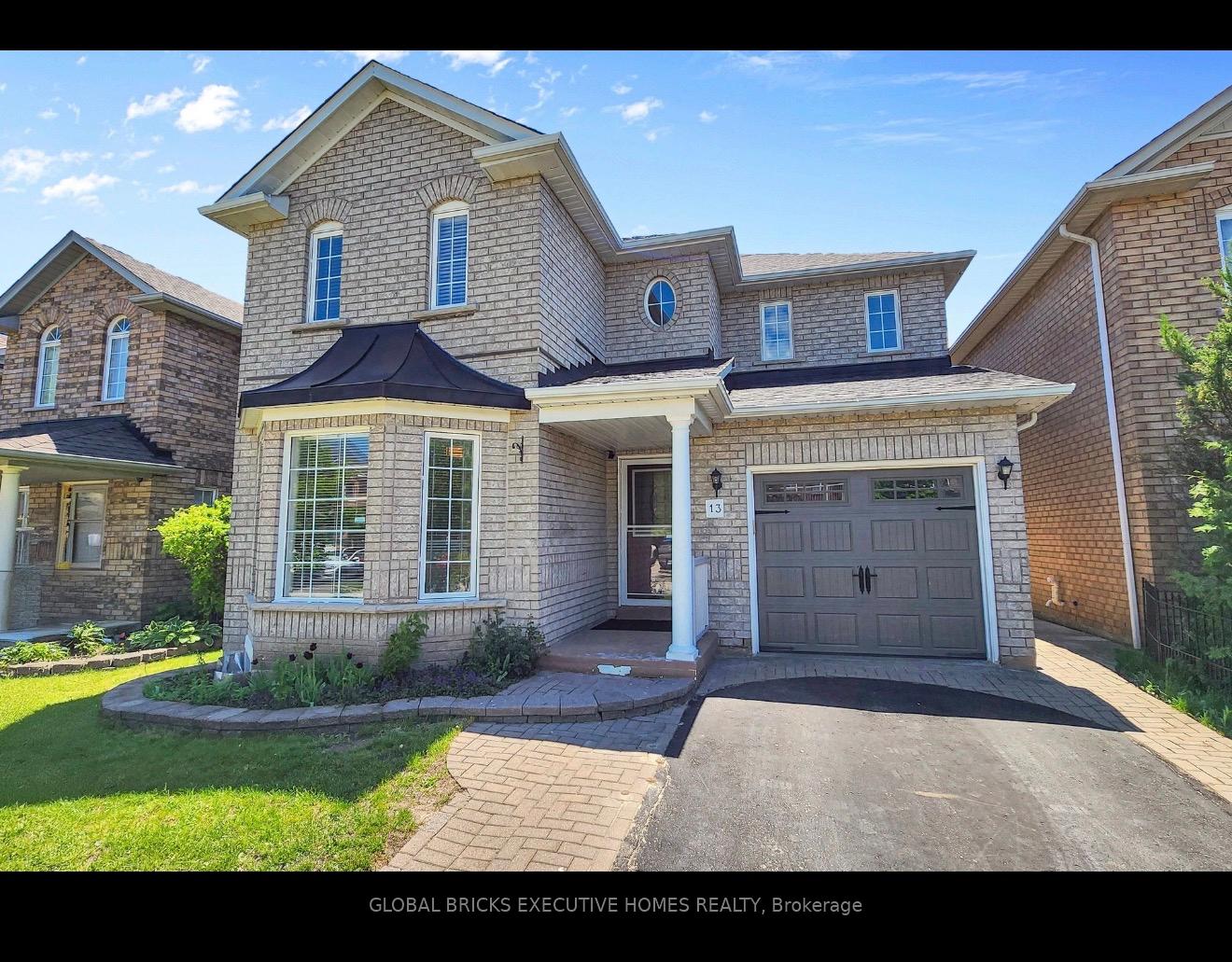 13 Howling Crescent, Ajax, ON L1S 7N7 — Ajax, Ontario