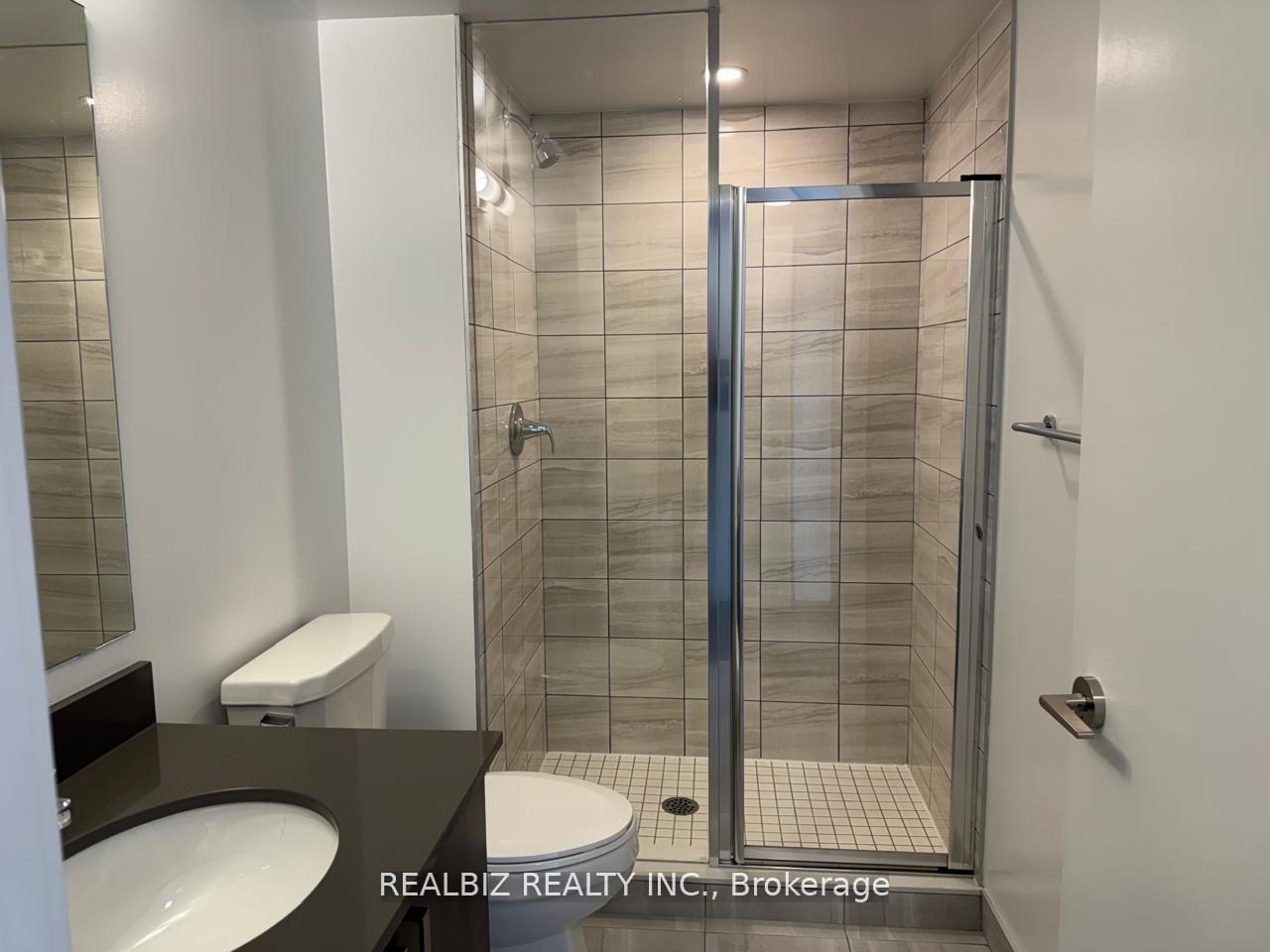 1010 Sandy Beach Road 902, Pickering — photo 3 of 5