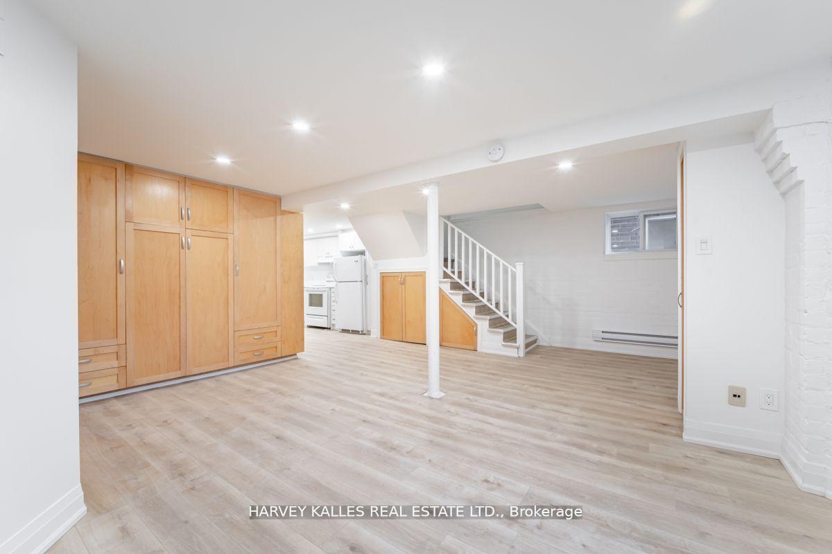 44 Browning Avenue Bsmt, Toronto E03 — photo 4 of 5