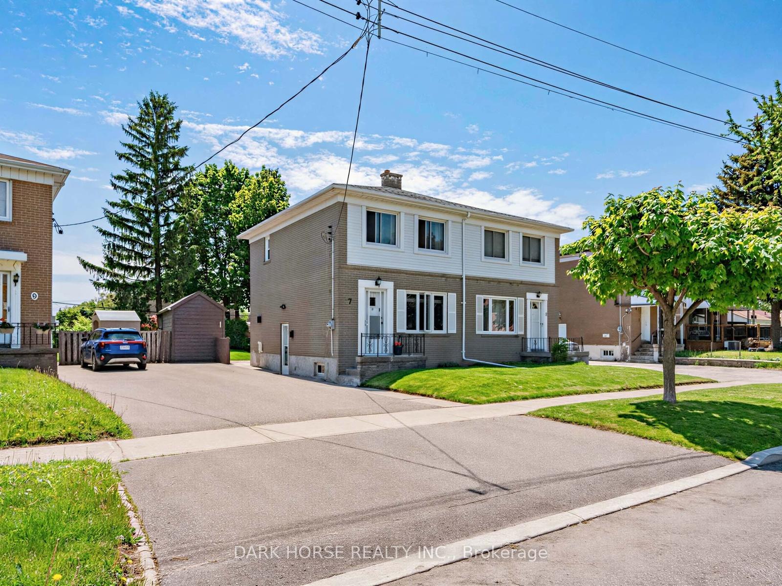 7 Medway Crescent, Toronto E09, ON M1P 3T7 — Toronto E09, Ontario