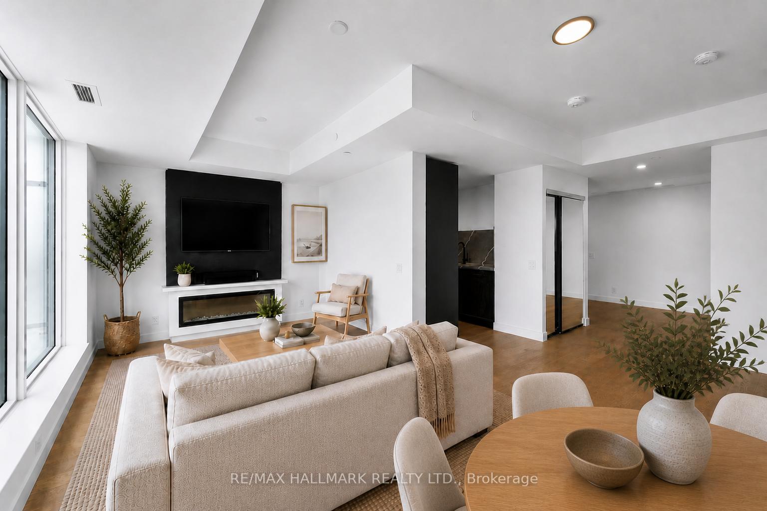 1050 Eastern Avenue 1113, Toronto E01 — photo 5 of 5