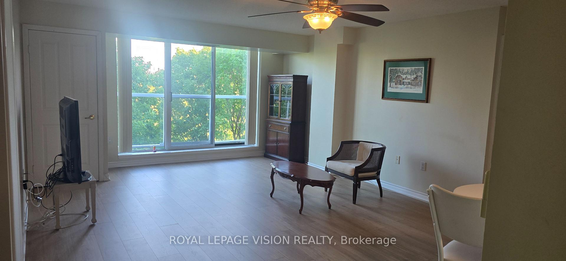 452 Scarborough Glf Club Road 504, Toronto E09 — photo 5 of 5