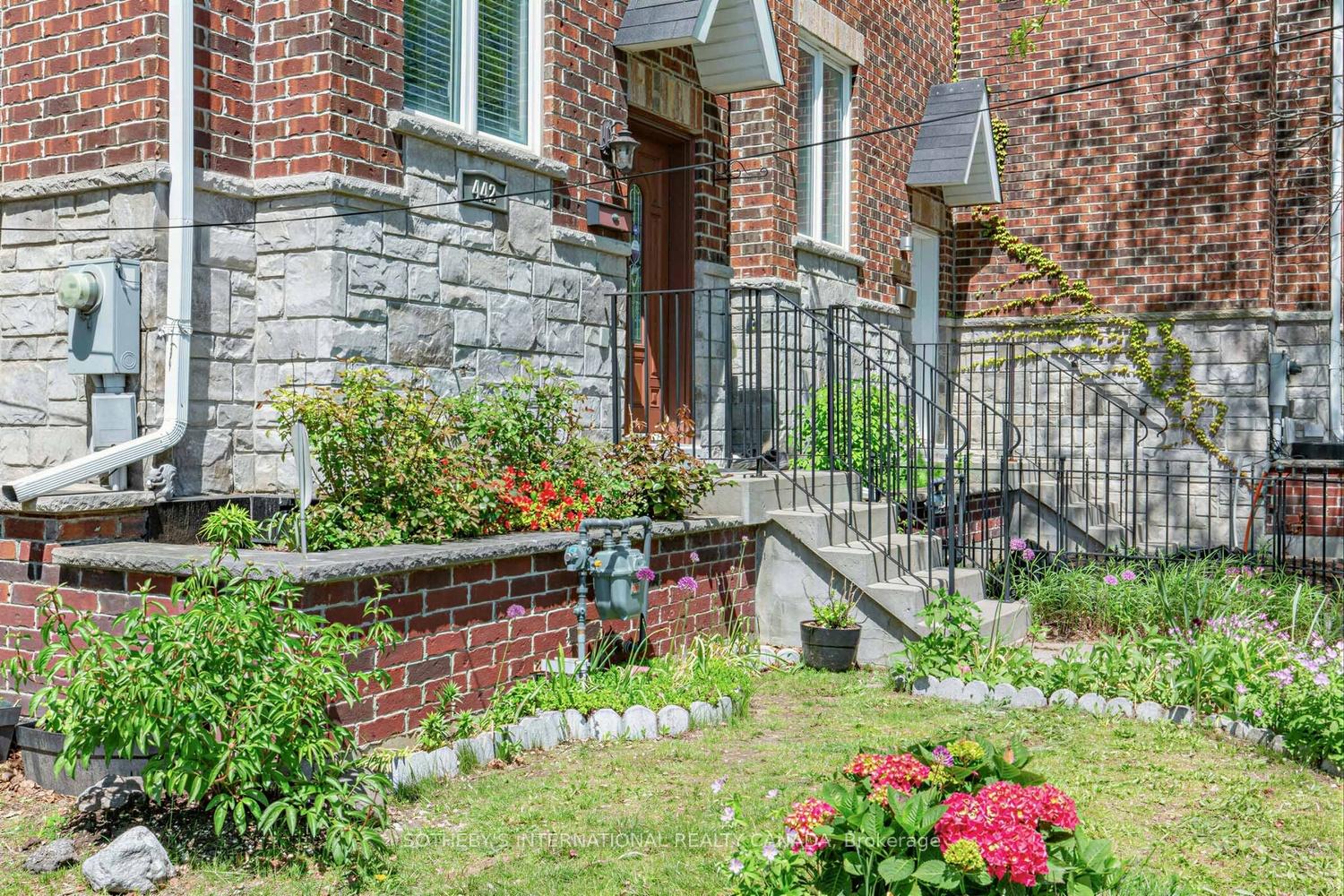 442 Dawes Road, Toronto E03 — photo 3 of 5