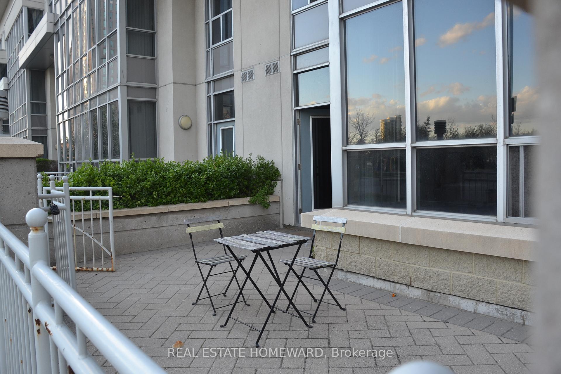 38 Lee Centre Drive 126, Toronto E09, ON M1H 3J7 — Toronto E09, Ontario