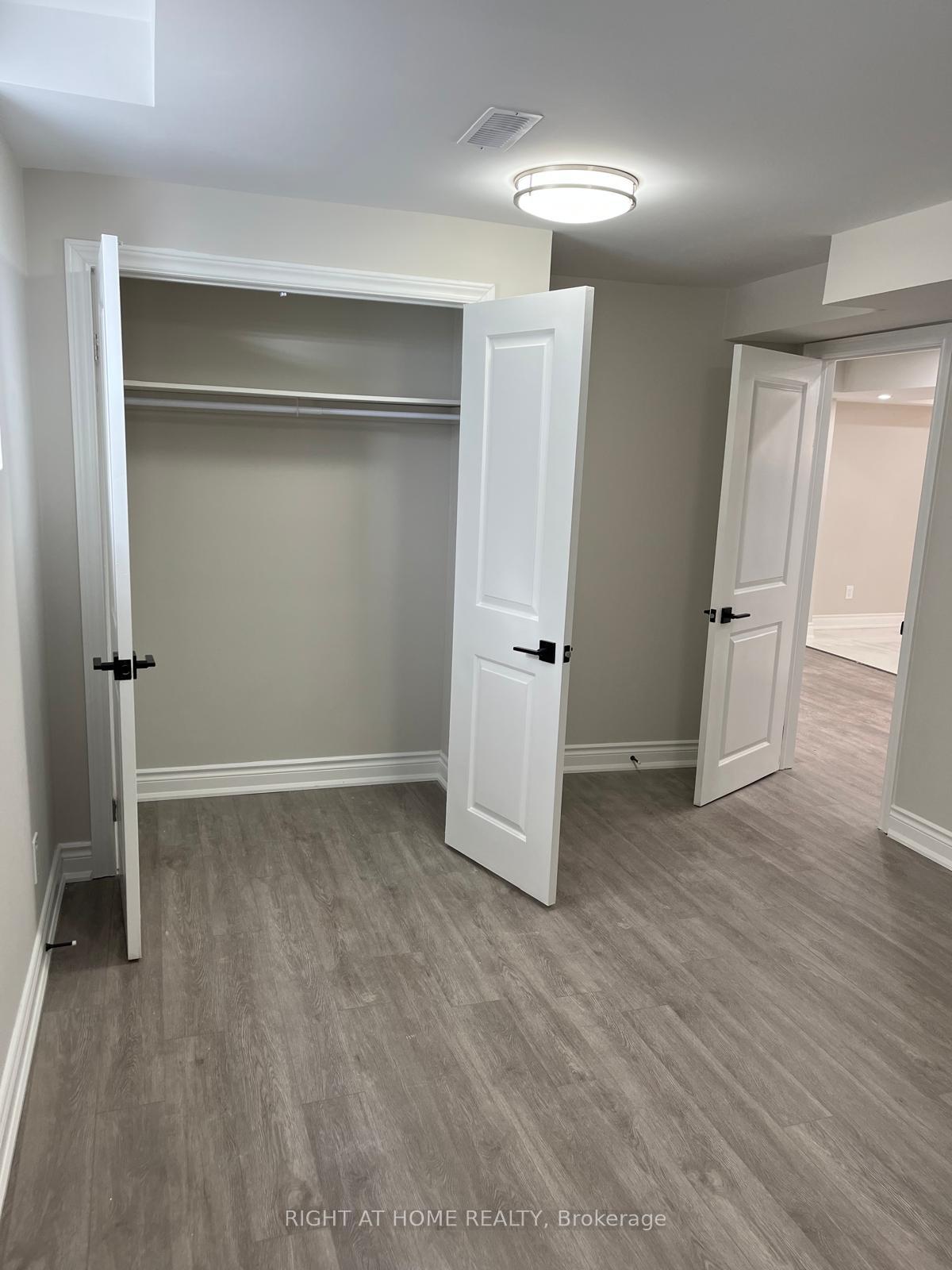 9 Annie Crescent, Ajax — photo 3 of 5