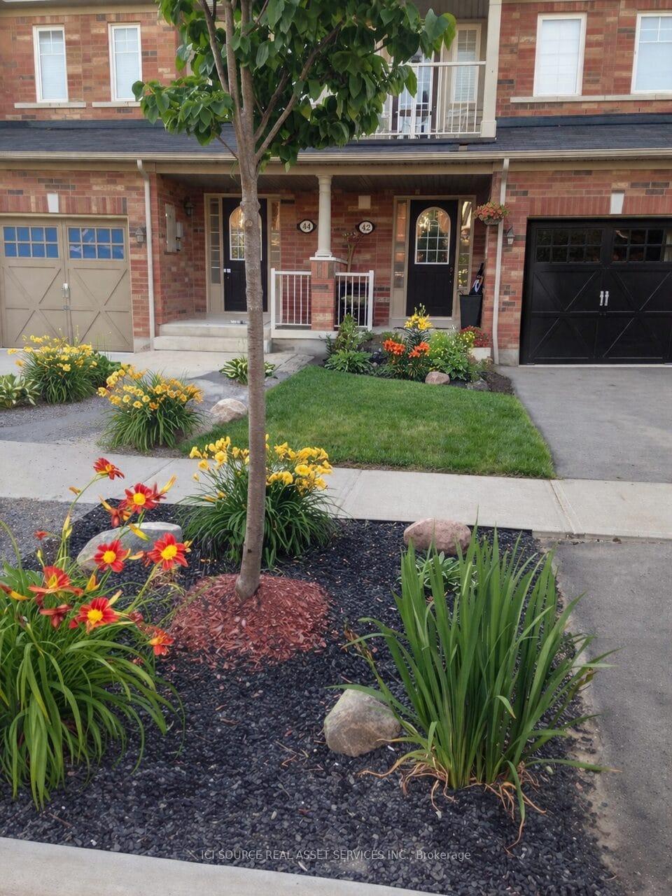 42 Keywood Street, Ajax, ON L1Z 2E5 — Ajax, Ontario