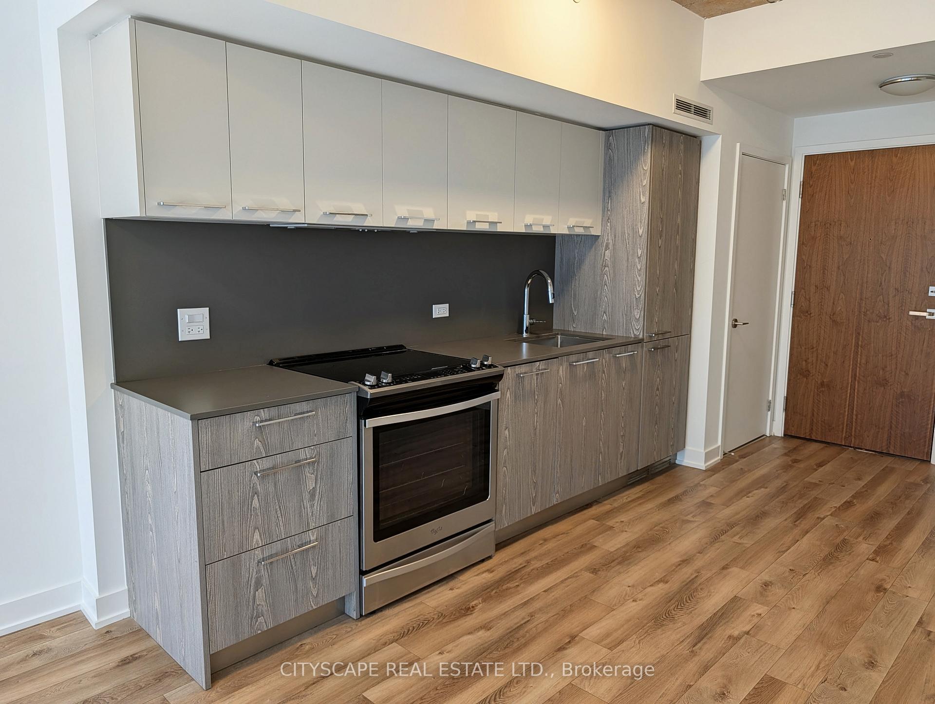 30 Baseball Place 514, Toronto E01 — photo 4 of 5