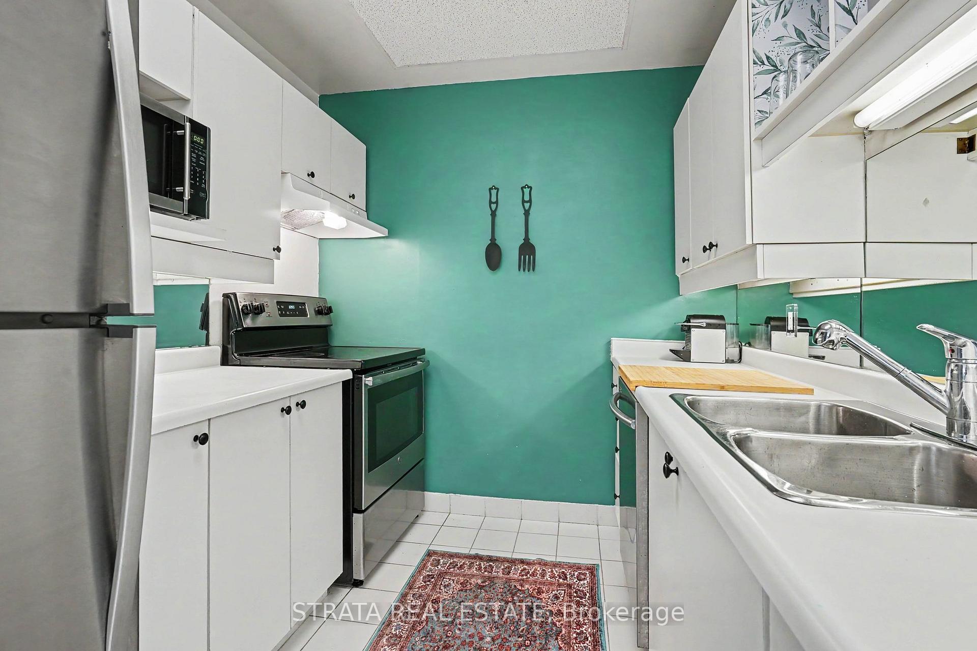 300 Coxwell Avenue 406, Toronto E01 — photo 5 of 5