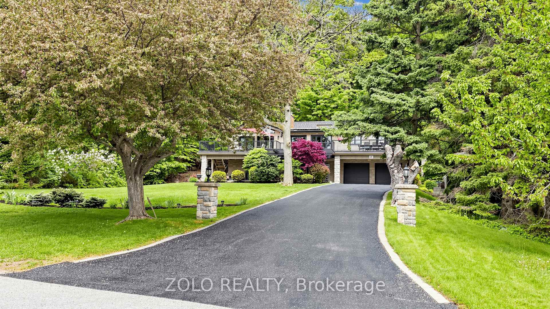 41 Meadowcliffe Drive, Toronto E08, ON M1M 2X8 — Toronto E08, Ontario