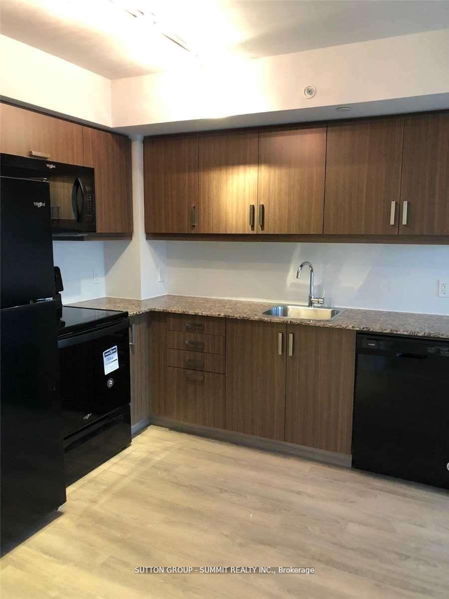 30 Meadowglen Place 313, Toronto E09 — photo 3 of 5