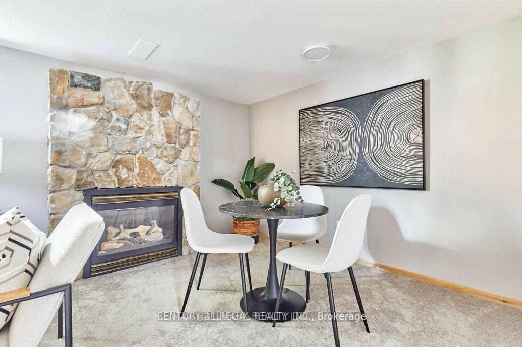 145 Clements Road E, Ajax — photo 4 of 5