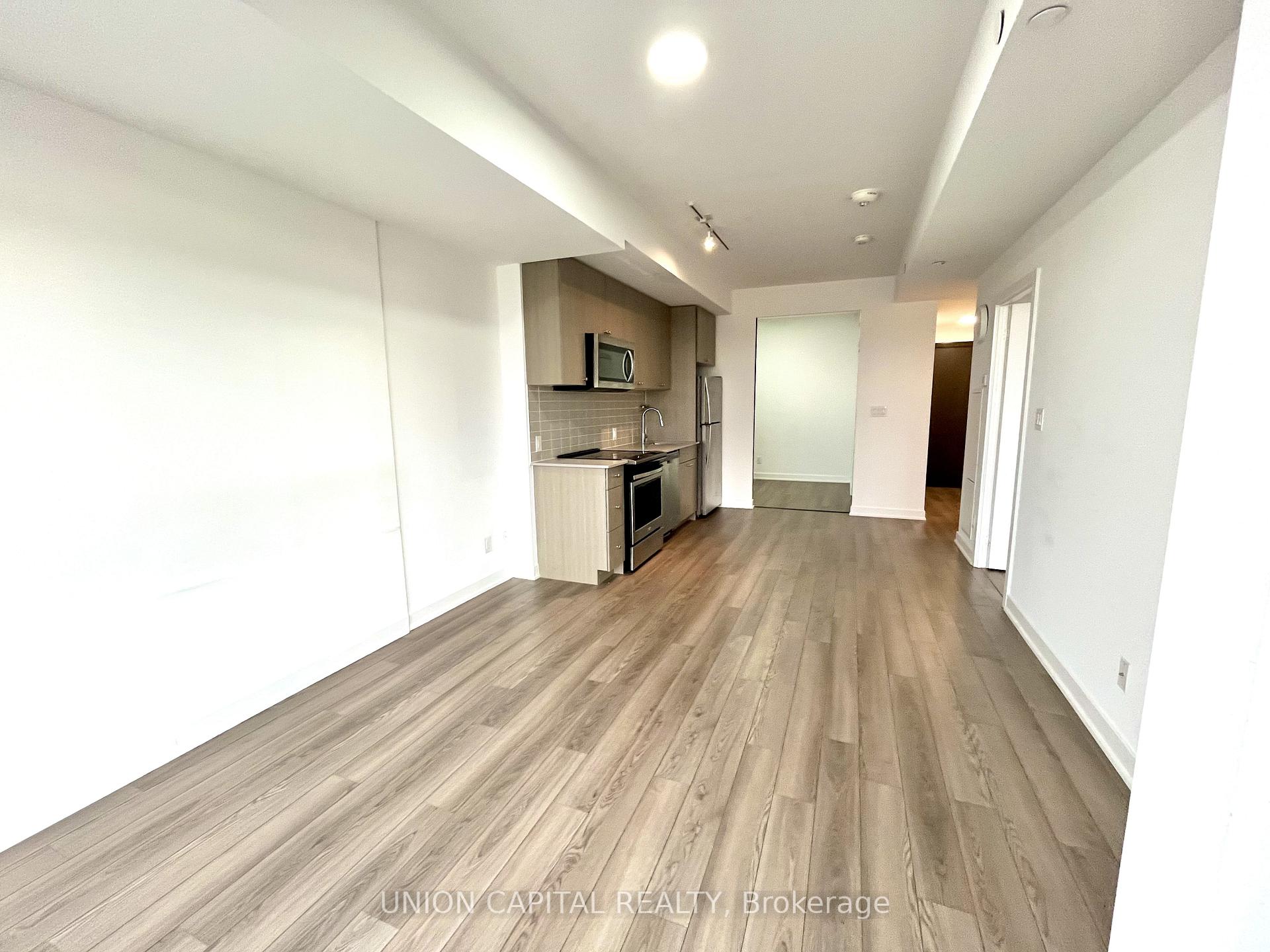 2799 Kingston Road 513, Toronto E08 — photo 3 of 5
