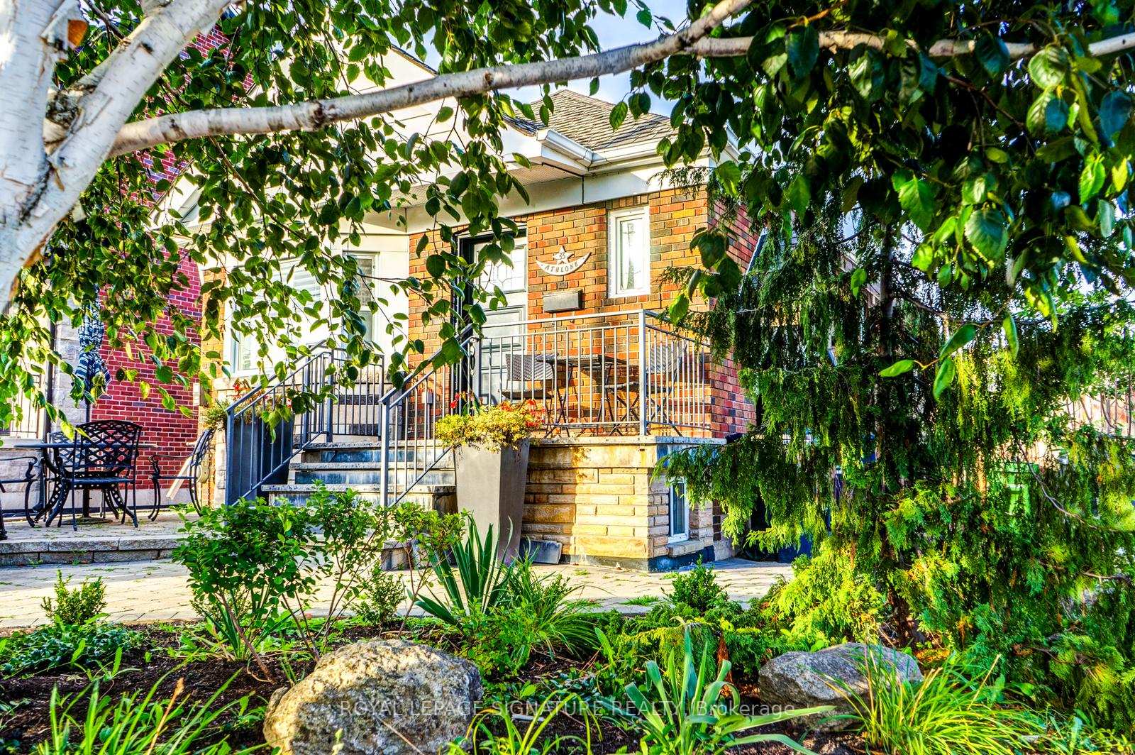 33 Athlone Road Main Fl, Toronto E03 — photo 2 of 5