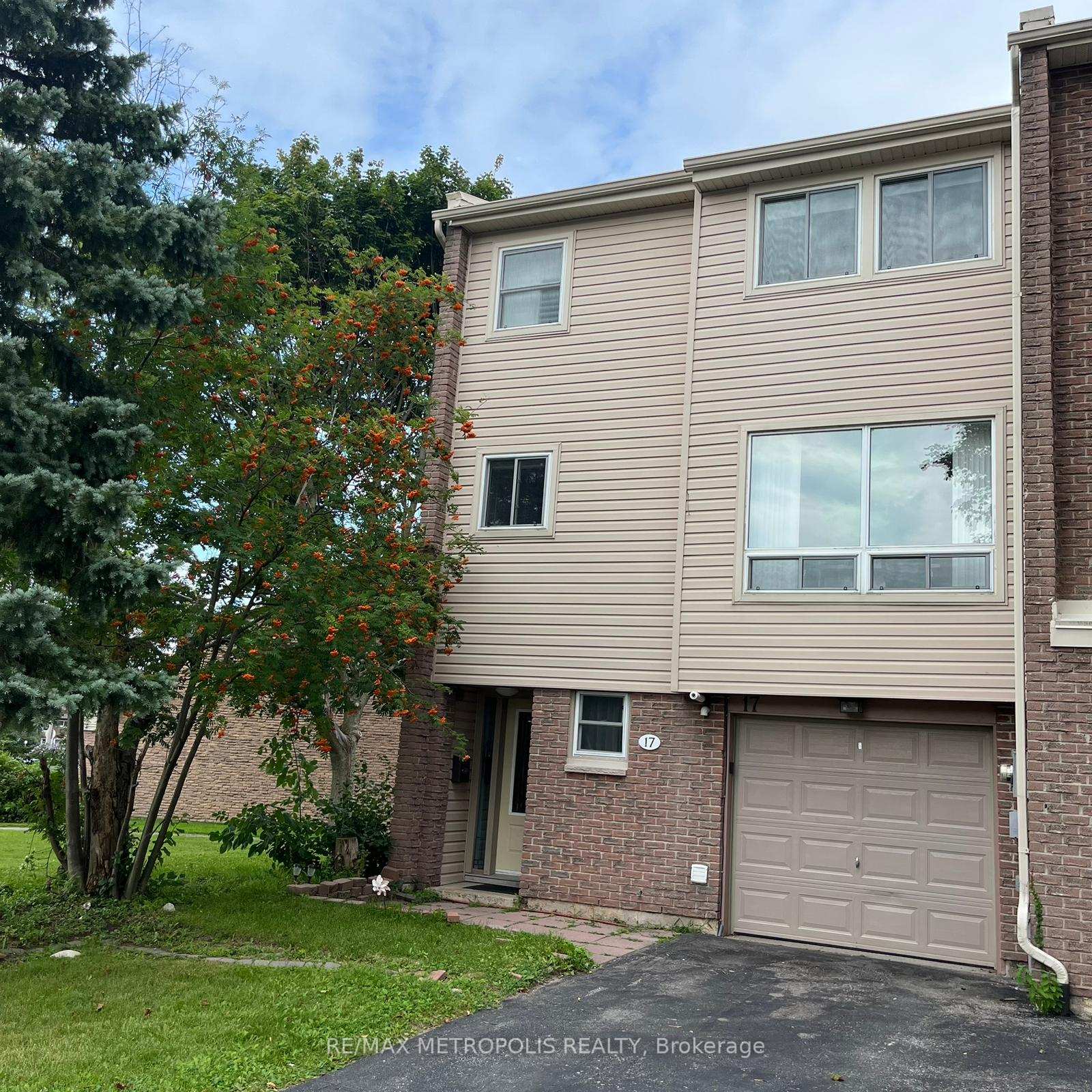 17 Clover Ridge Drive W 1, Ajax, ON L1S 3M5 — Ajax, Ontario