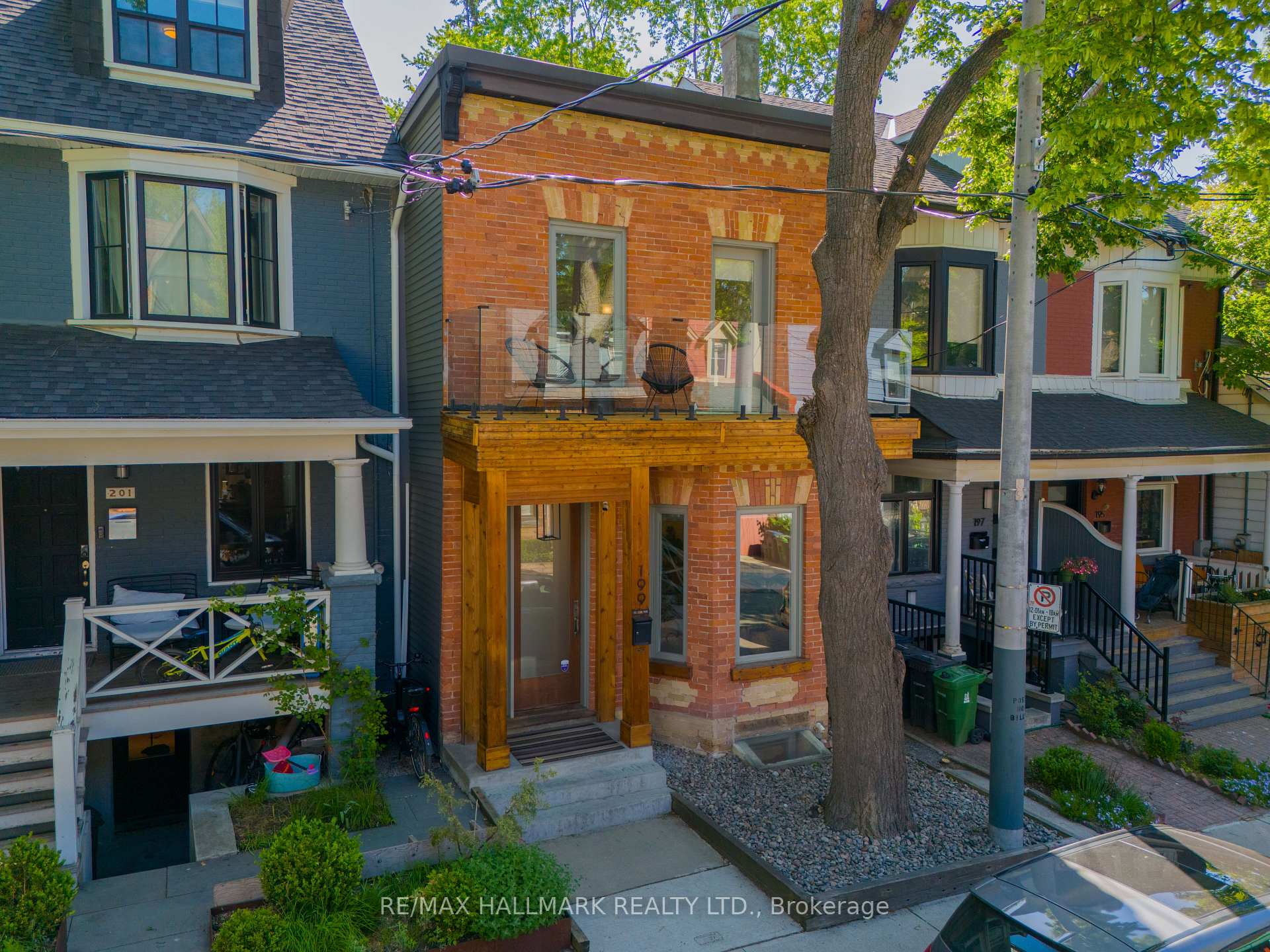 199 Boulton Avenue, Toronto E01, ON M4M 2J8 — Toronto E01, Ontario