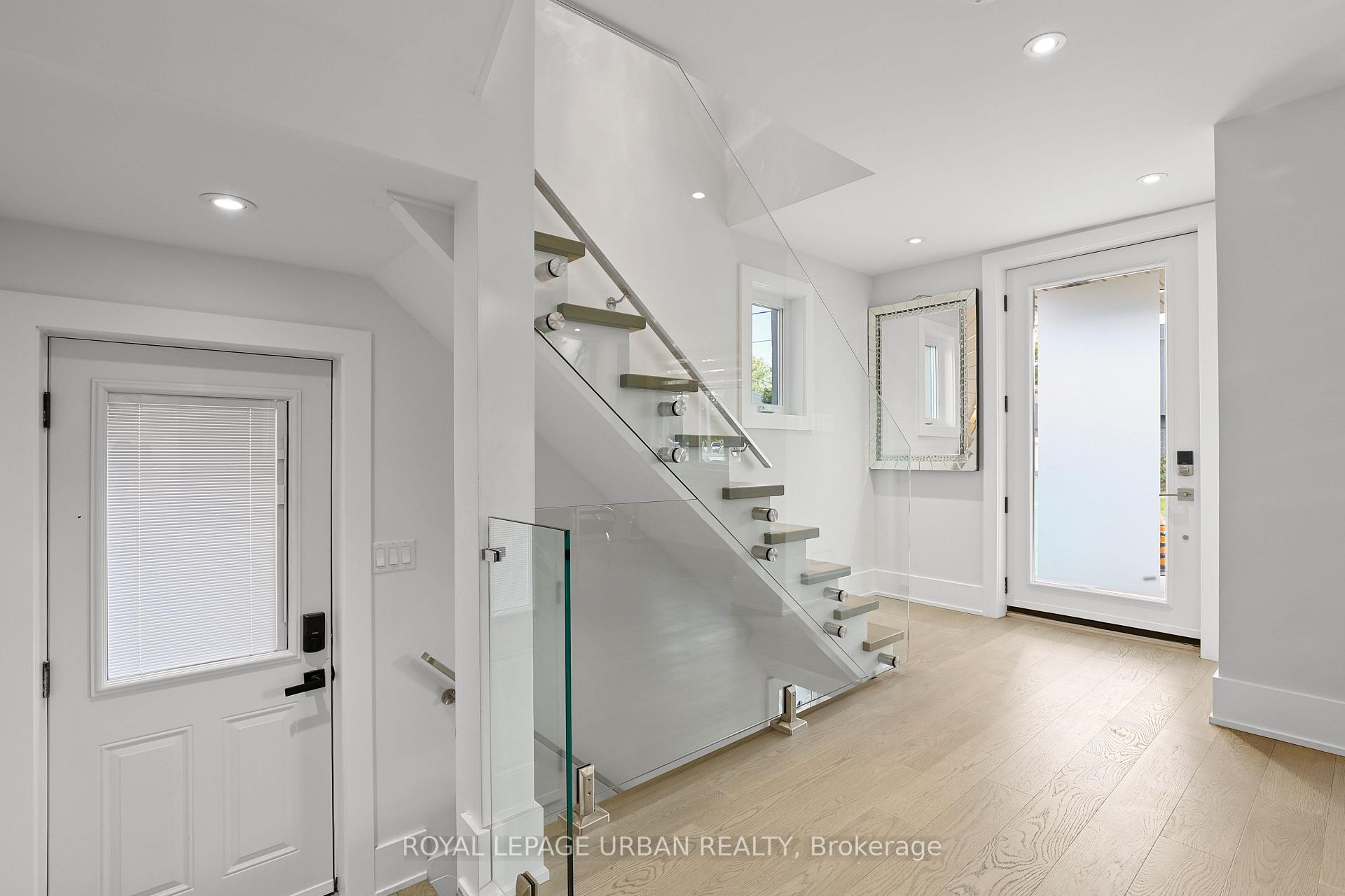 182 Parkview Hill Crescent, Toronto E03 — photo 5 of 5